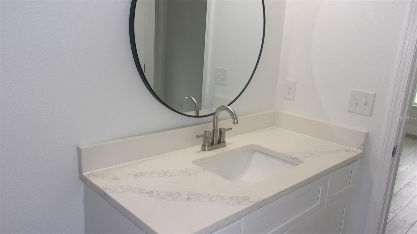 Guest Bathroom View 1 - 8410 SW 157TH LN, DUNNELLON