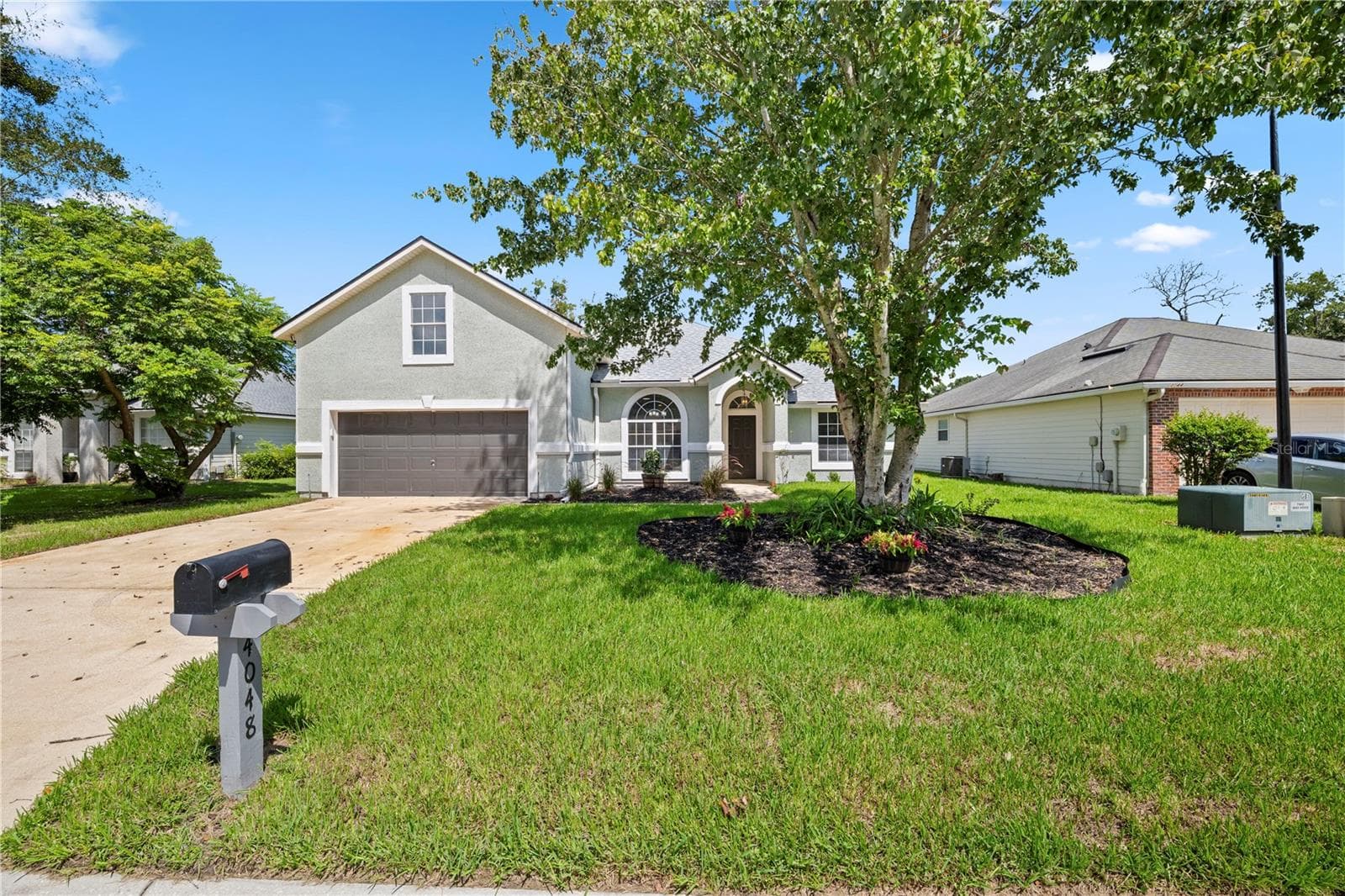 4048 EDGELAND TRL