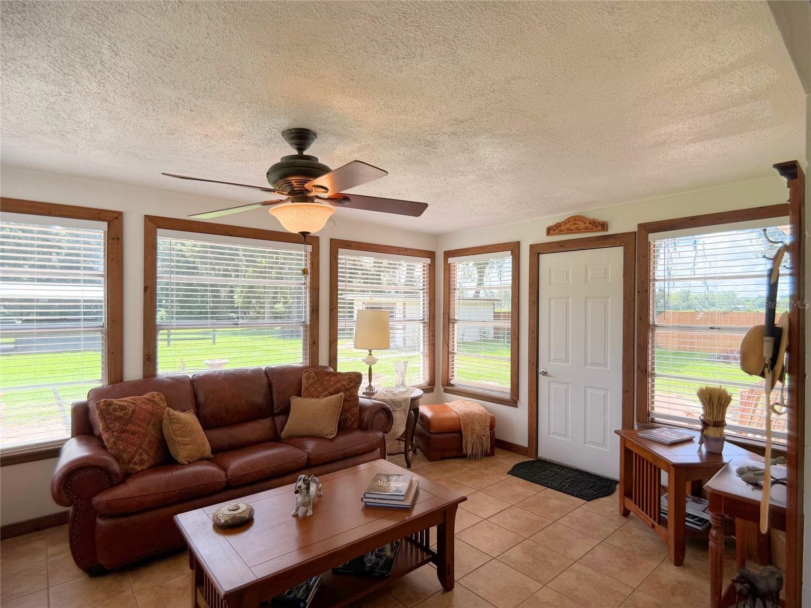 Florida Room - 1480 NE 97 ST, ANTHONY
