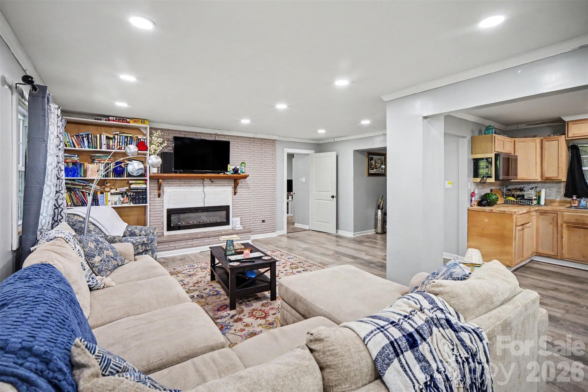 Single Family Residence at 2681 University Drive, Lancaster, photo 3 of 48