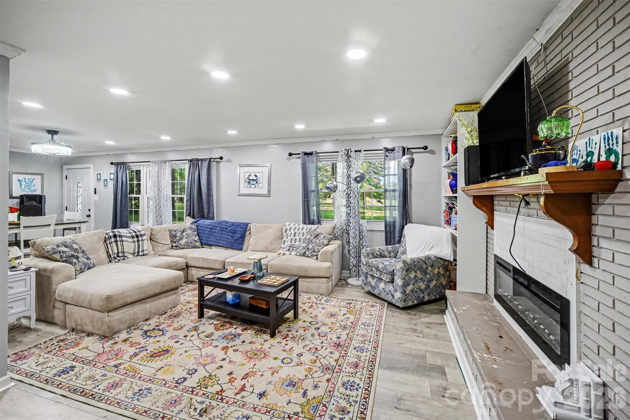 Single Family Residence at 2681 University Drive, Lancaster, photo 10 of 48