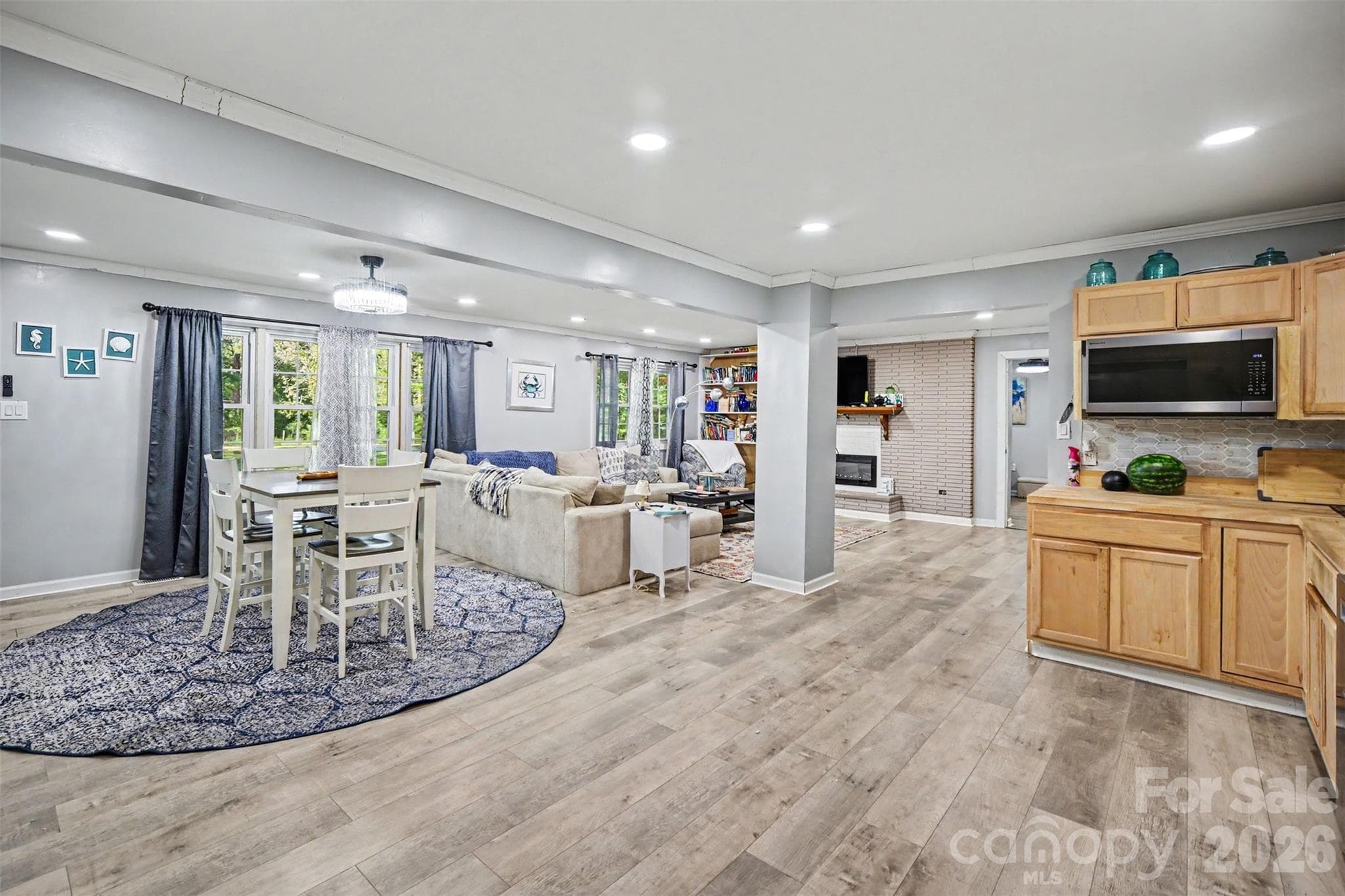 Single Family Residence at 2681 University Drive, Lancaster, photo 24 of 48