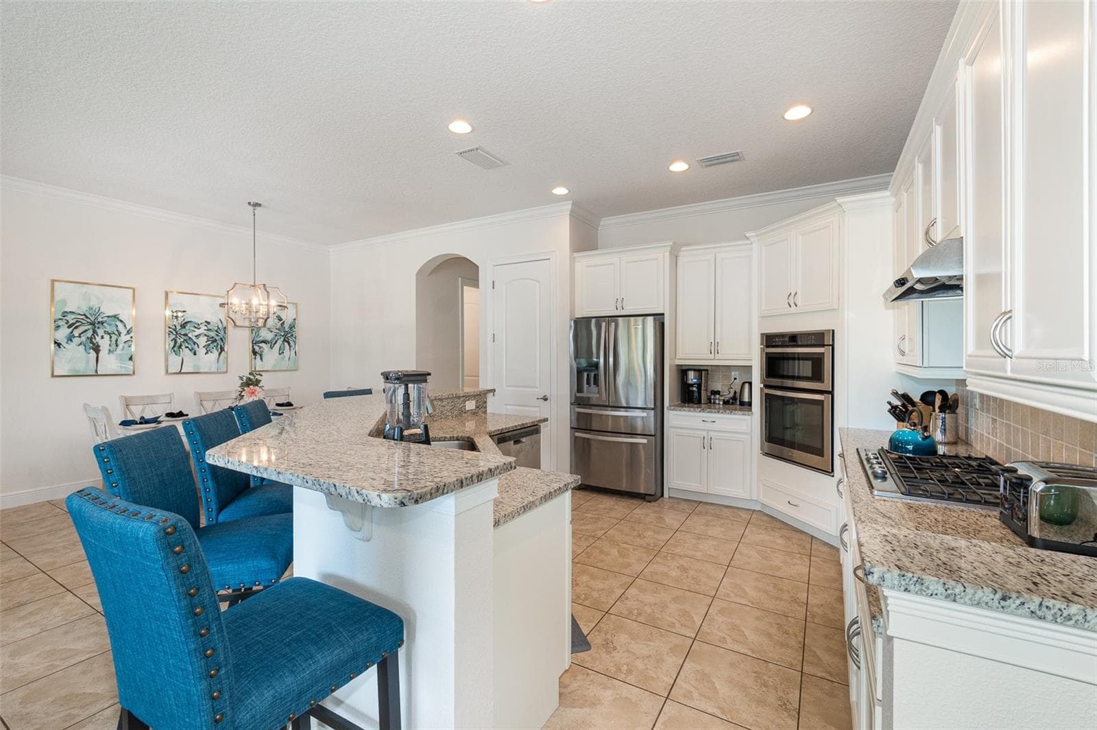 Single Family Residence at 949 DESERT MOUNTAIN CT, KISSIMMEE, photo 7 of 83