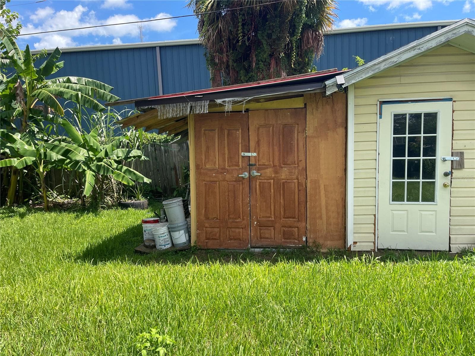 Single Family Residence at 339 ELSIE AVE, DAYTONA BEACH, photo 35 of 43