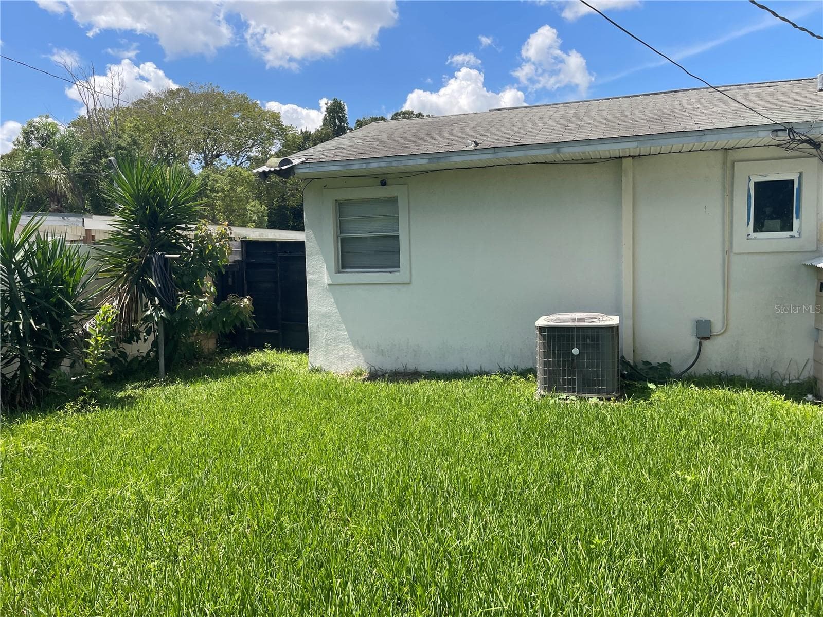 Single Family Residence at 339 ELSIE AVE, DAYTONA BEACH, photo 37 of 43