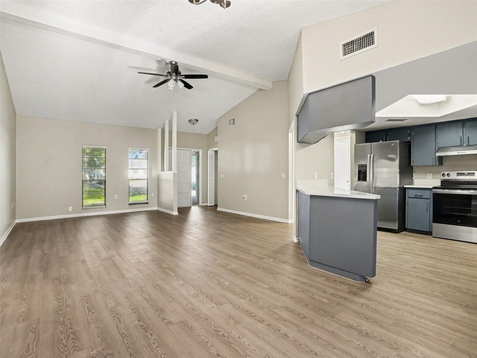 Single Family Residence at 6316 TIMUCUANS DR, LAKELAND, photo 5 of 16