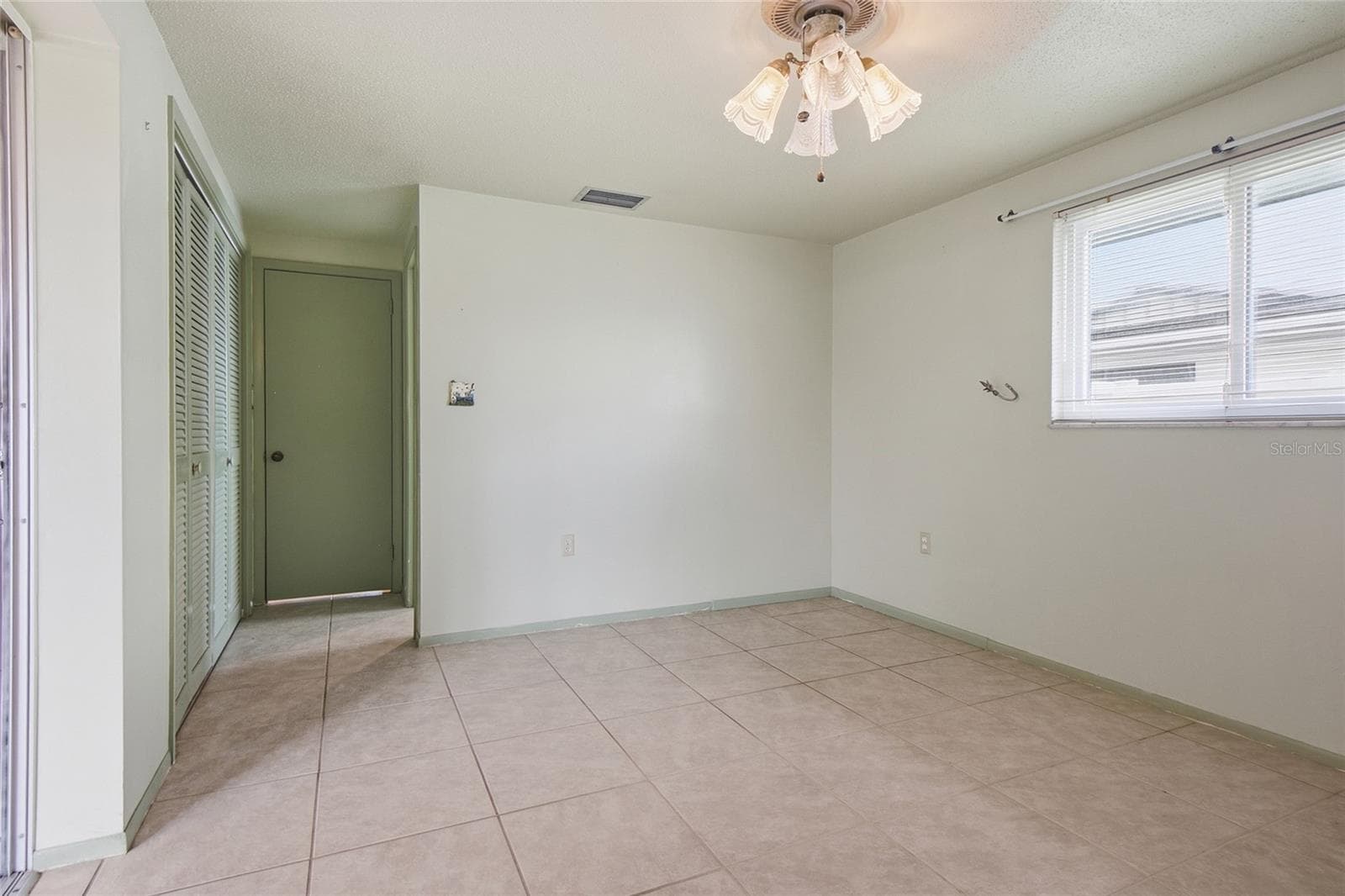 Single Family Residence at 418 CYPRESS AVE NW, PORT CHARLOTTE, photo 19 of 37