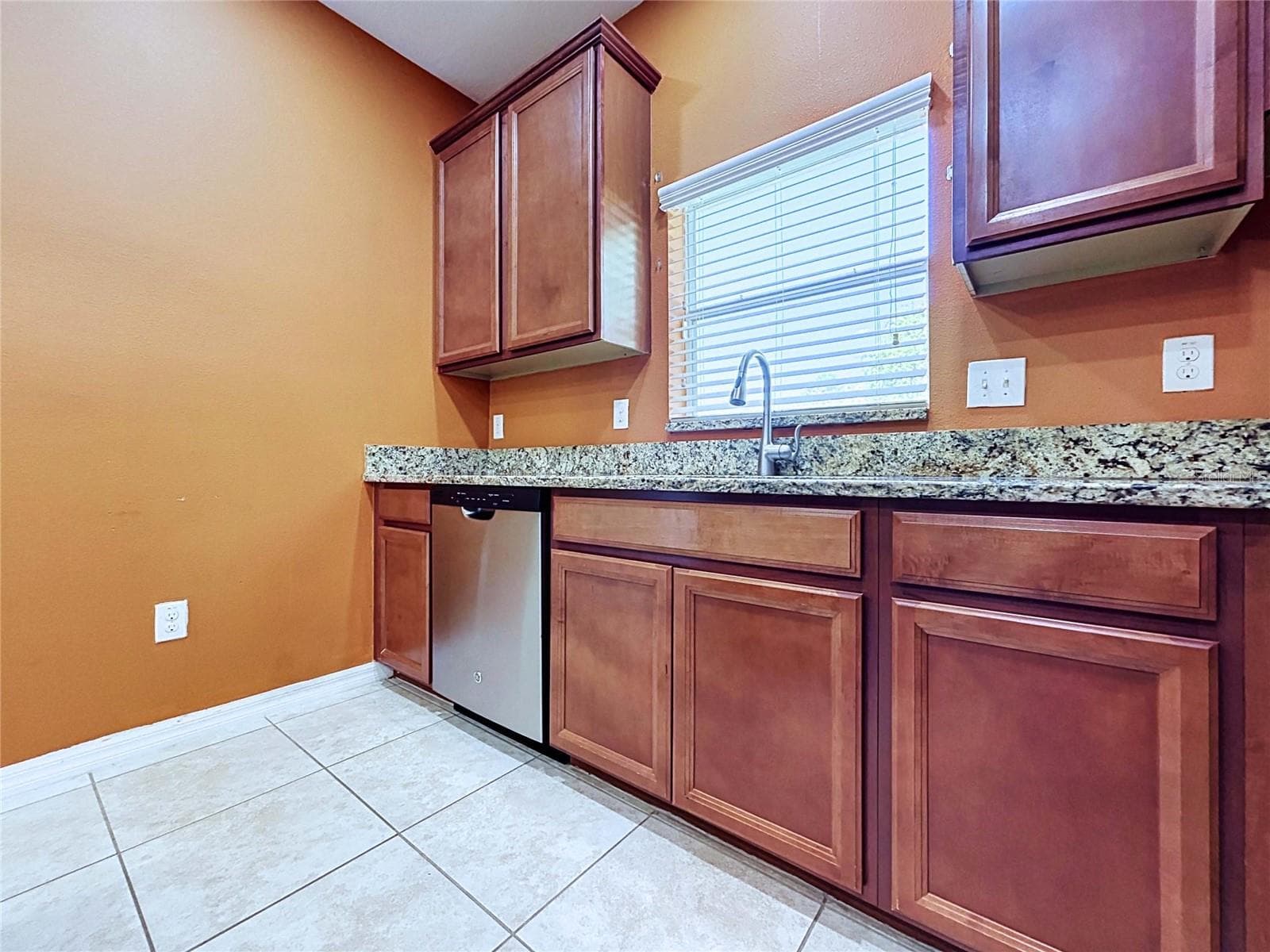 Single Family Residence at 18607 BRIAR OAKS DR, HUDSON, photo 30 of 88