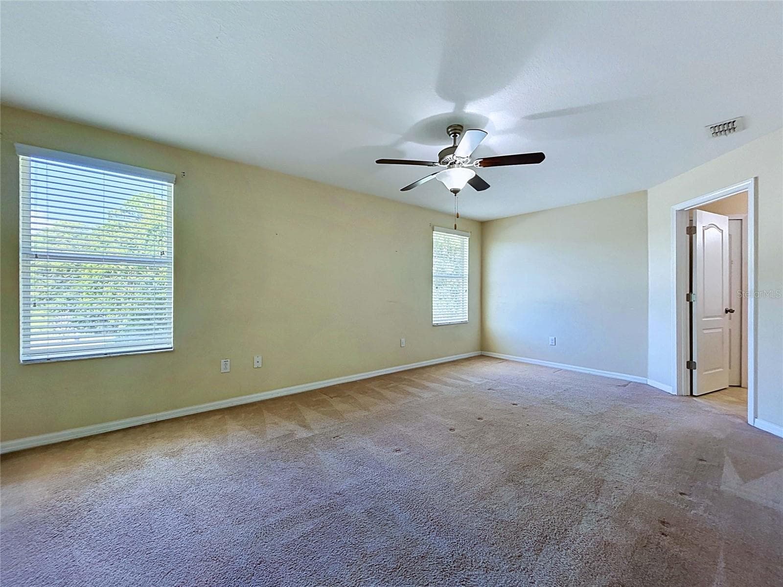 Single Family Residence at 18607 BRIAR OAKS DR, HUDSON, photo 37 of 88