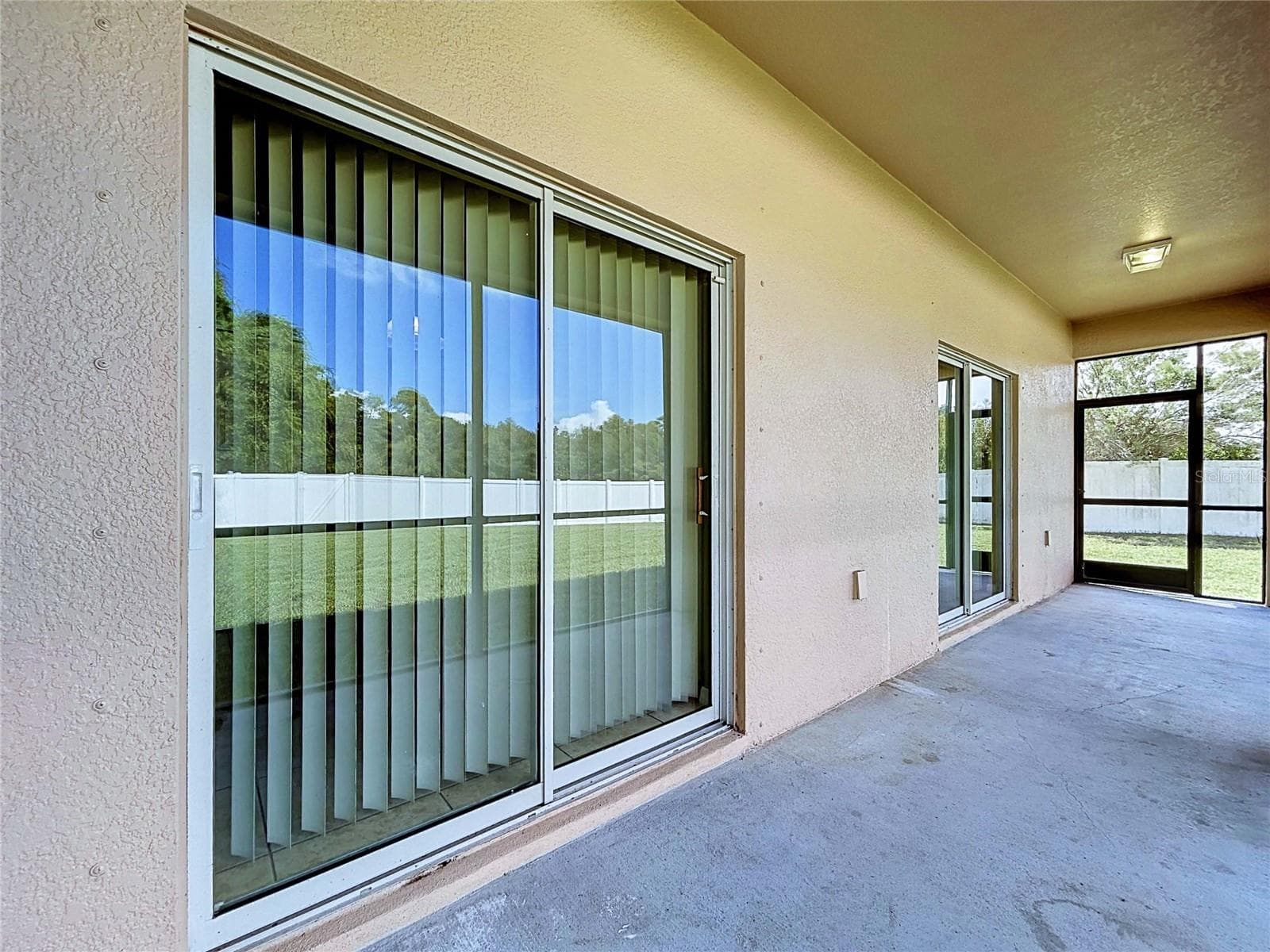 Single Family Residence at 18607 BRIAR OAKS DR, HUDSON, photo 65 of 88