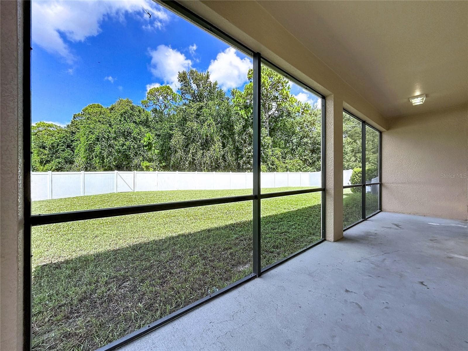 Single Family Residence at 18607 BRIAR OAKS DR, HUDSON, photo 66 of 88