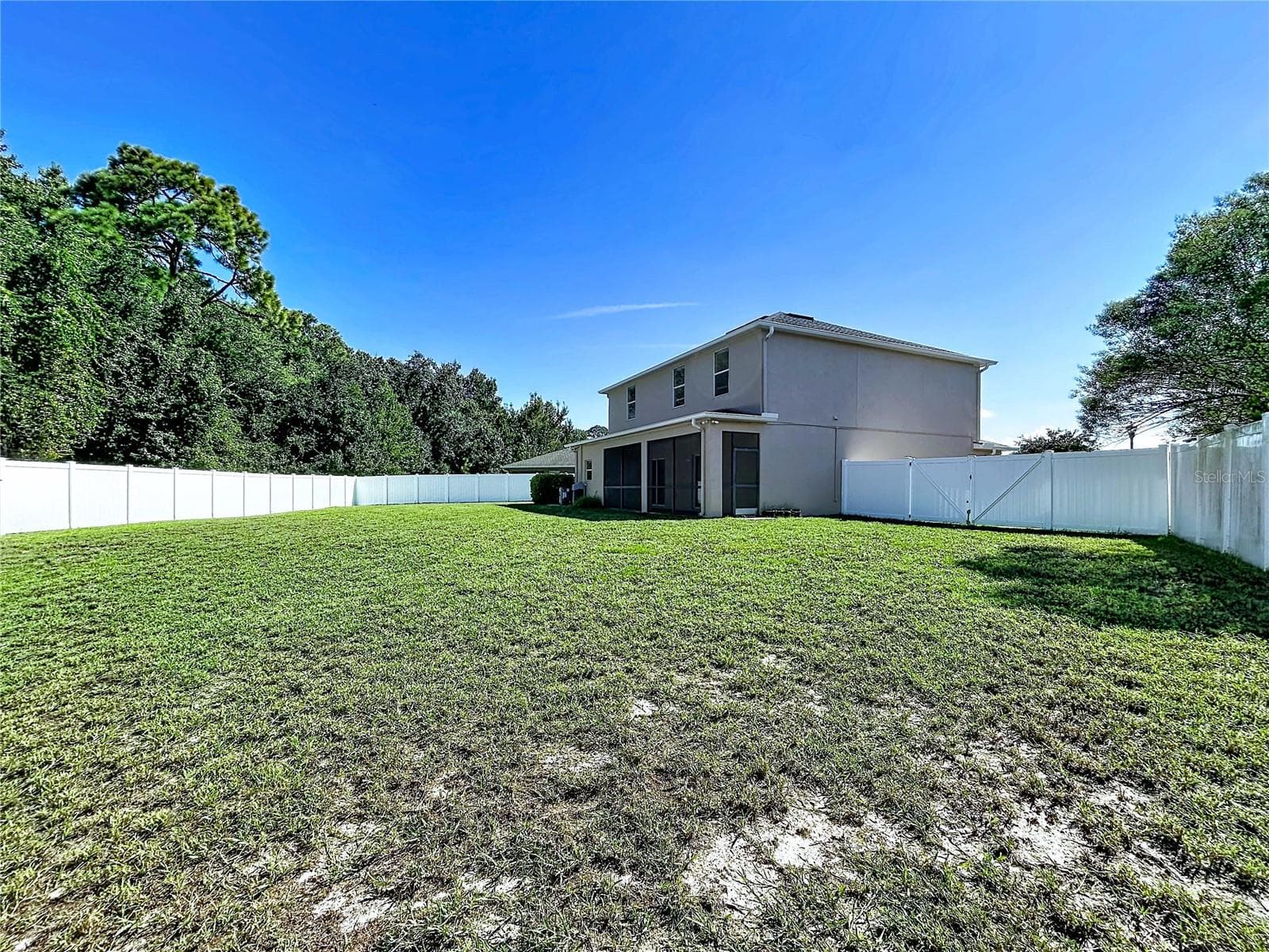 Single Family Residence at 18607 BRIAR OAKS DR, HUDSON, photo 76 of 88