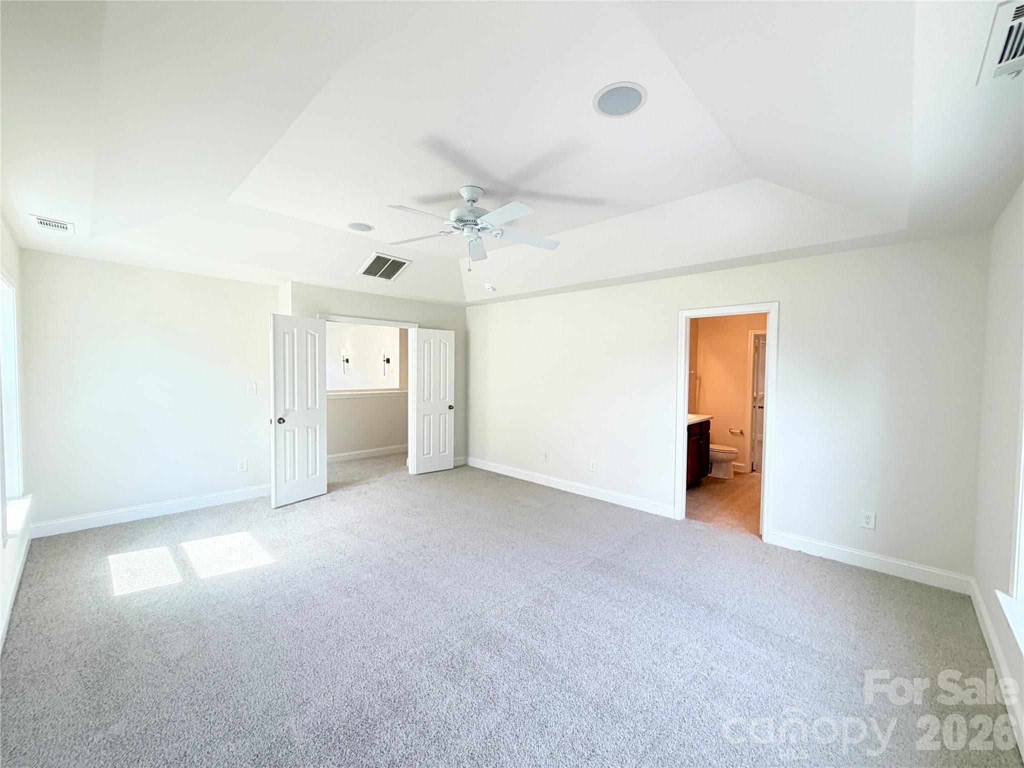 Single Family Residence at 14903 Superior Street, Charlotte, photo 4 of 22