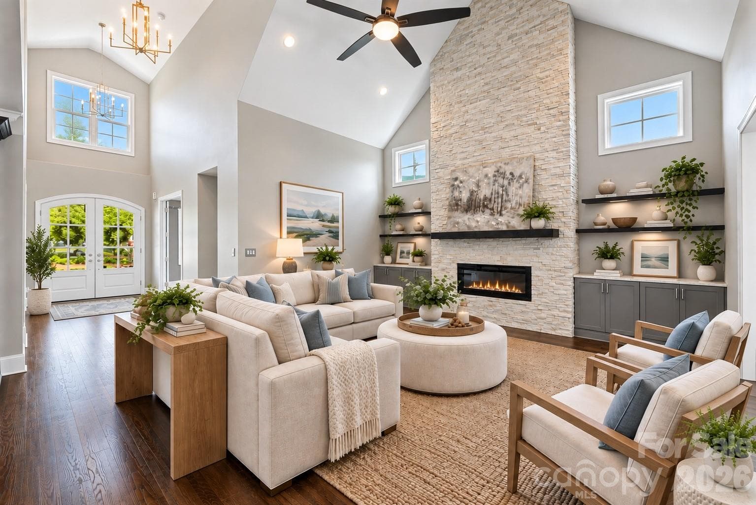 Single Family Residence at York, photo 4 of 52