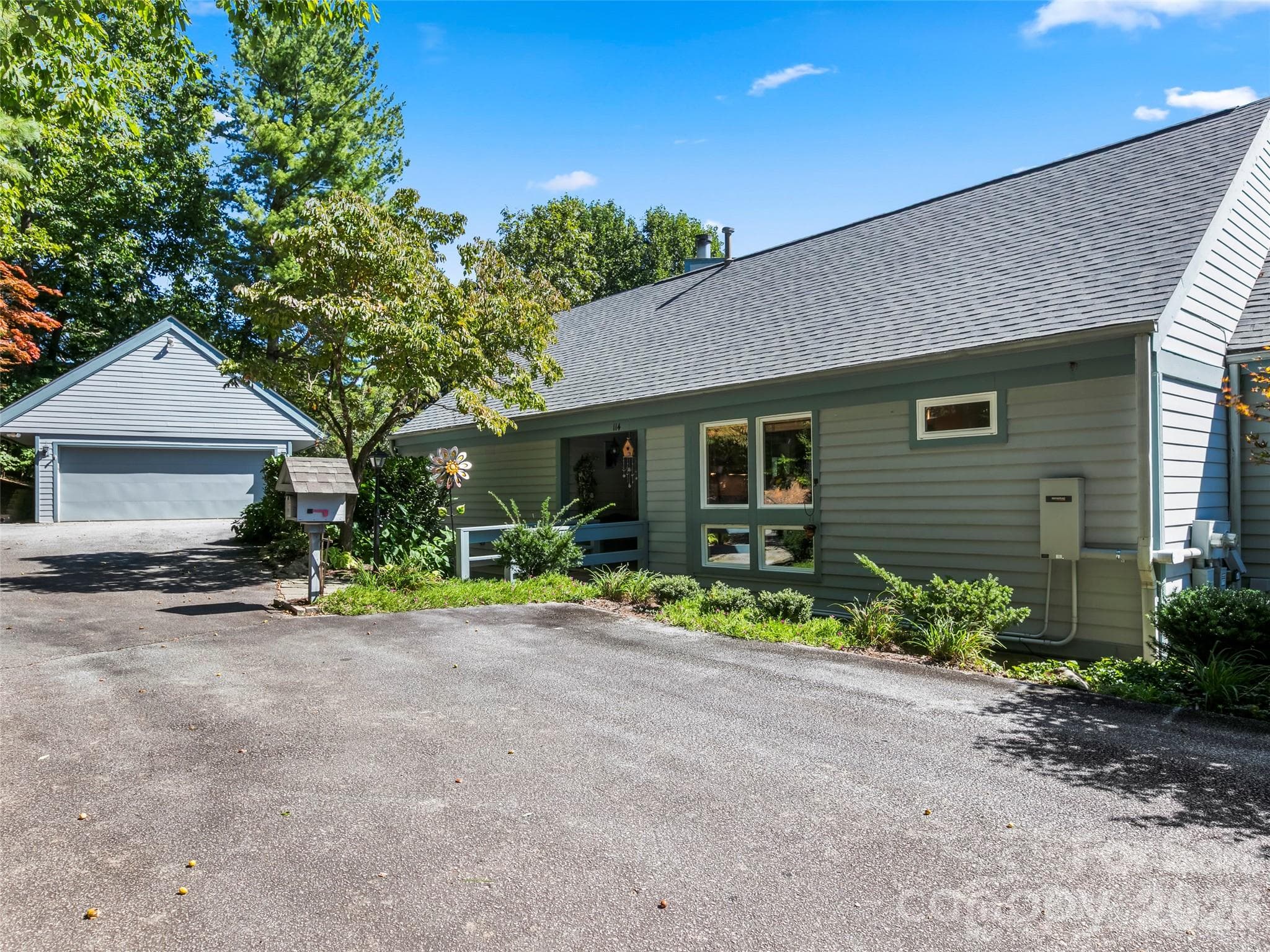 Condominium at 114 Sunny View Lane, Flat Rock, photo 2 of 34