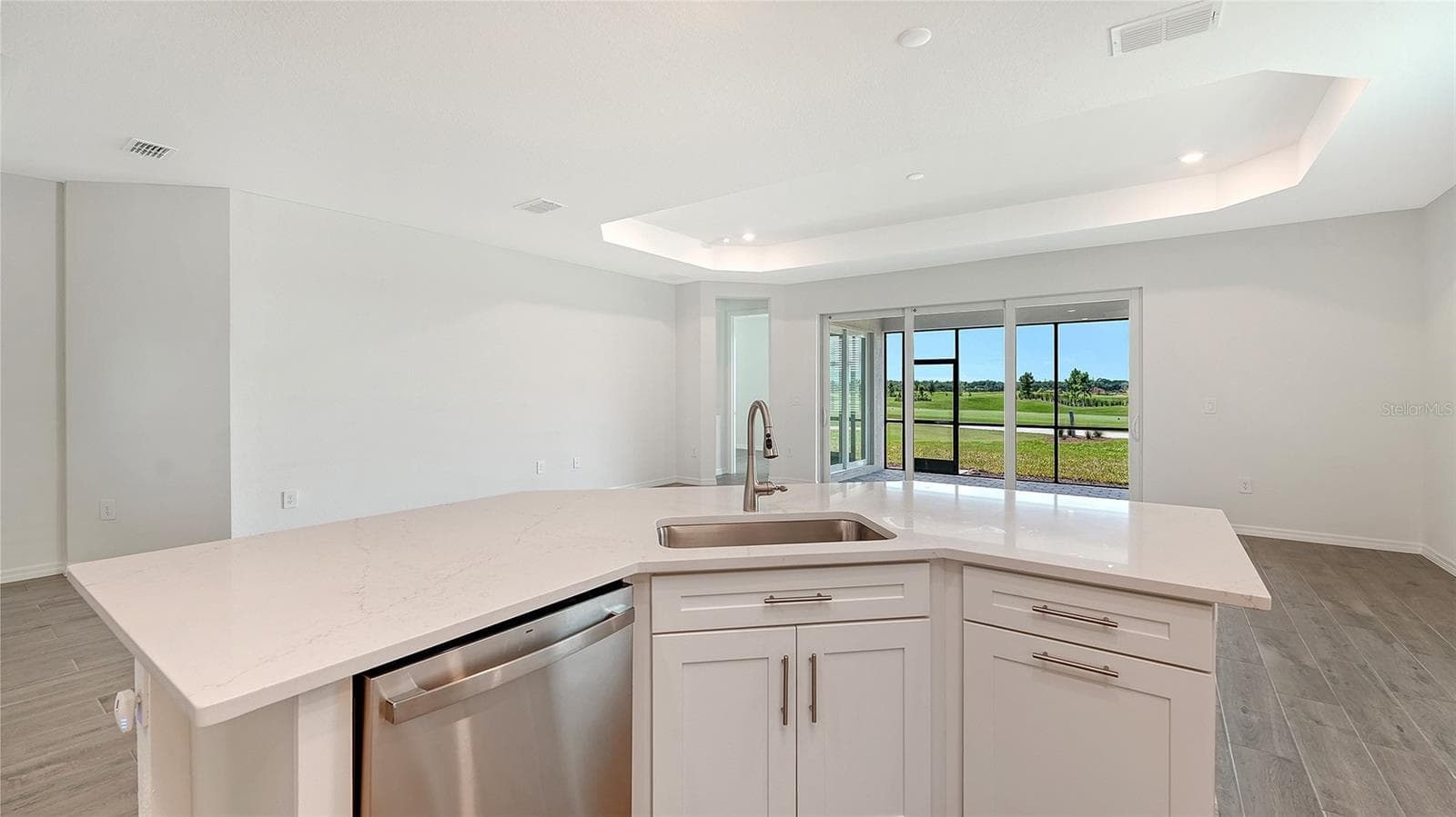 Single Family Residence at 19618 CONCH DR, LAKEWOOD RANCH, photo 14 of 44