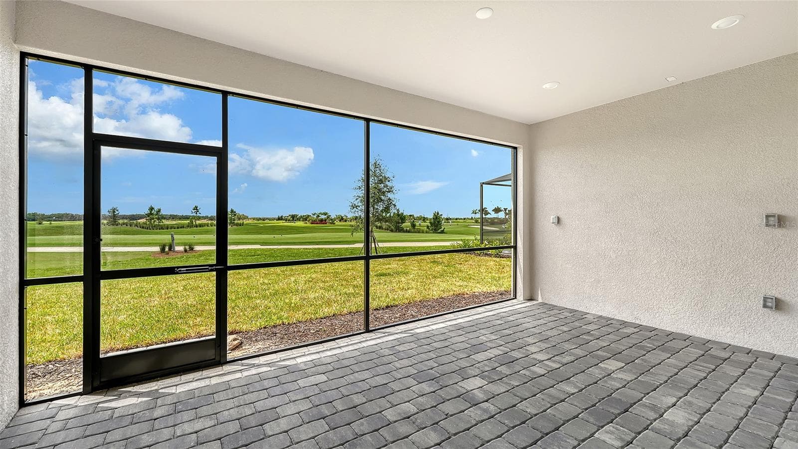 Single Family Residence at 19618 CONCH DR, LAKEWOOD RANCH, photo 32 of 44