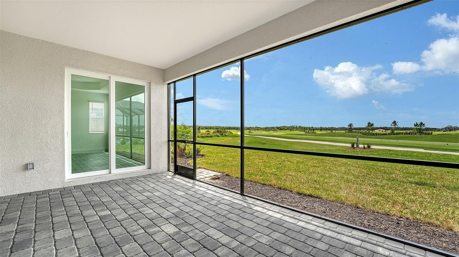 Single Family Residence at 19618 CONCH DR, LAKEWOOD RANCH, photo 33 of 44