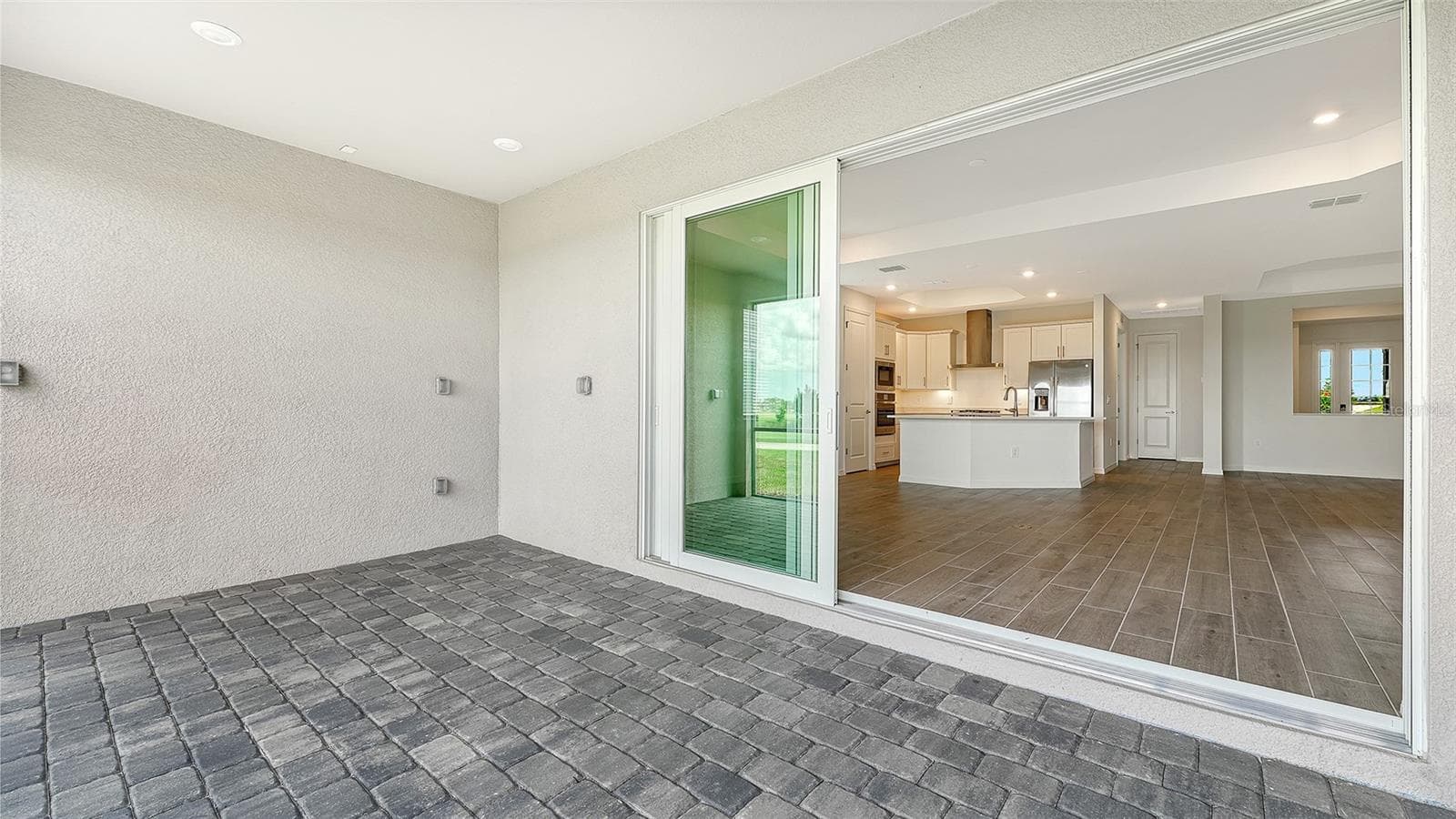 Single Family Residence at 19618 CONCH DR, LAKEWOOD RANCH, photo 34 of 44