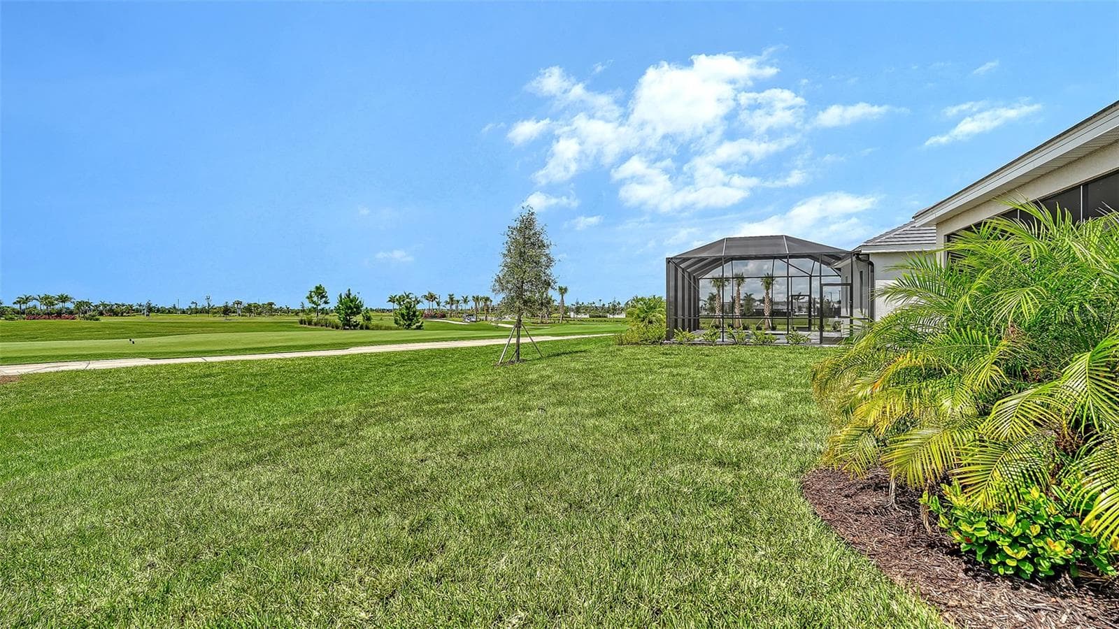 Golf Course Backyard View - 19618 CONCH DR, LAKEWOOD RANCH