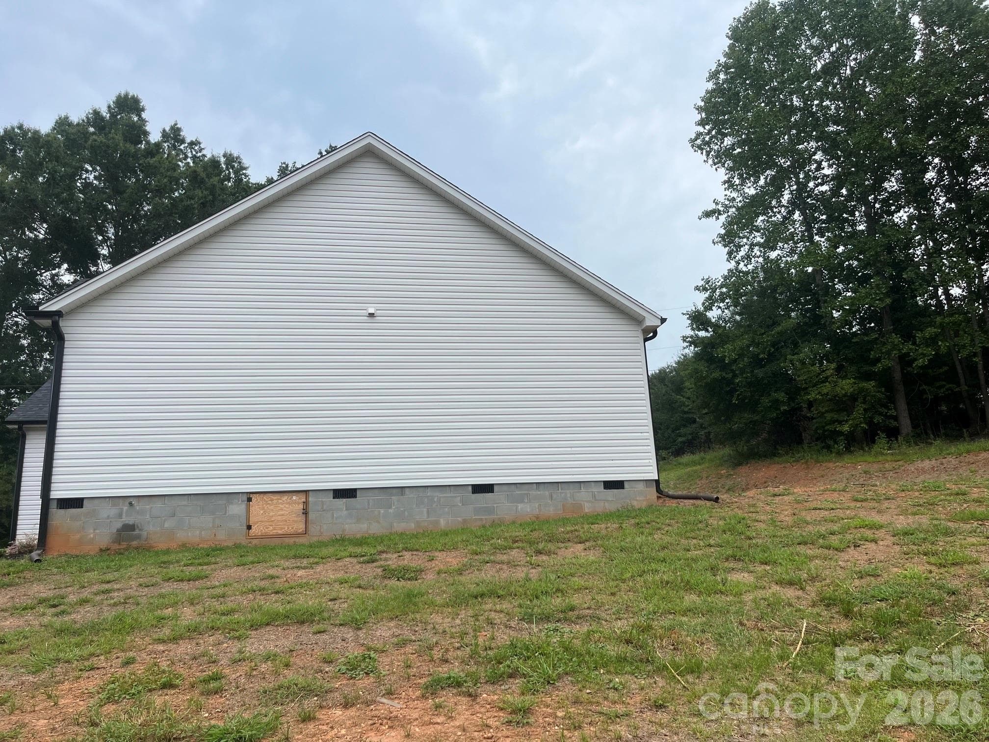 Right side - 914 Old Hollis Road, Ellenboro