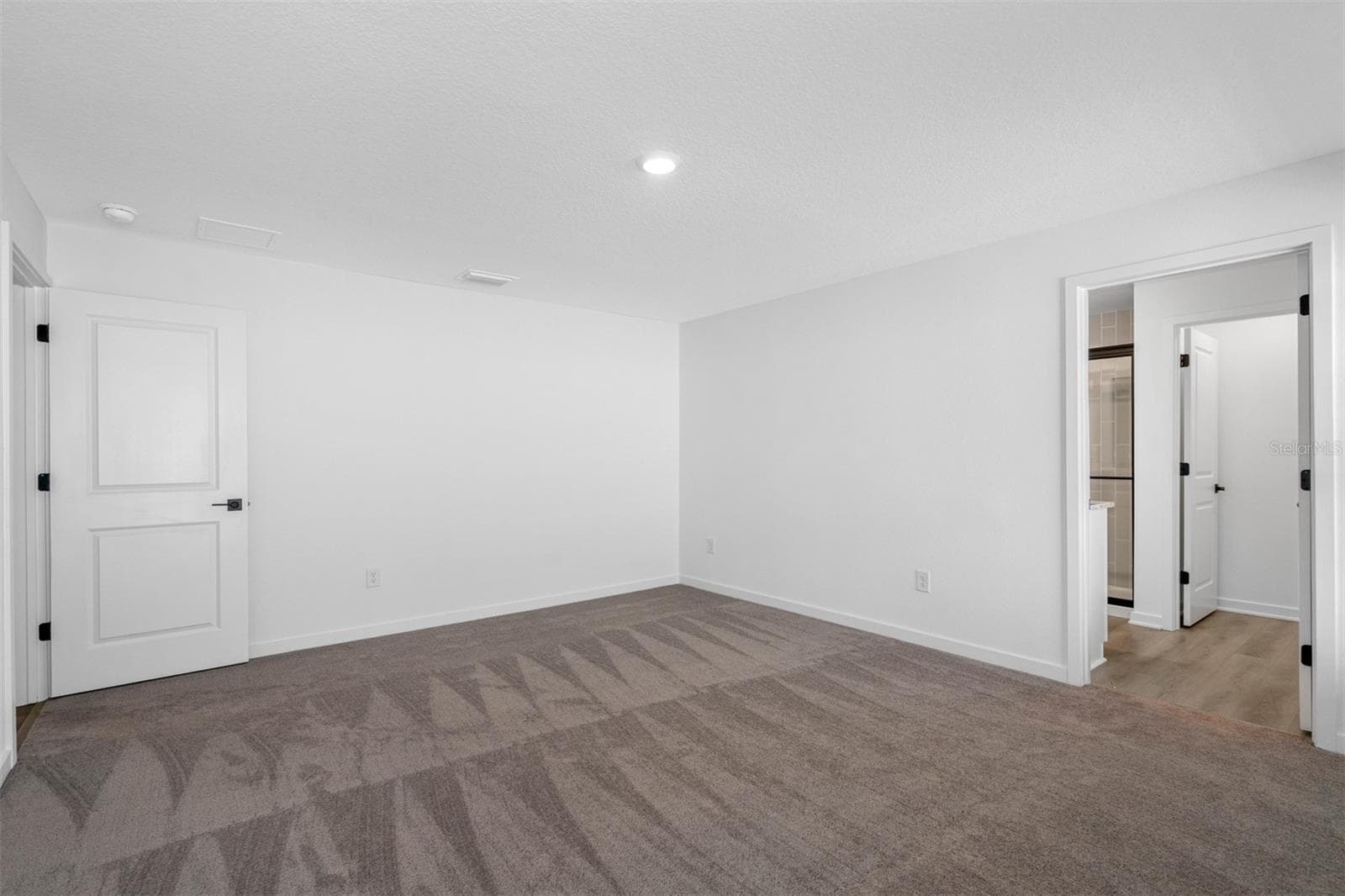 Single Family Residence at 5233 CAP RD, BROOKSVILLE, photo 7 of 15