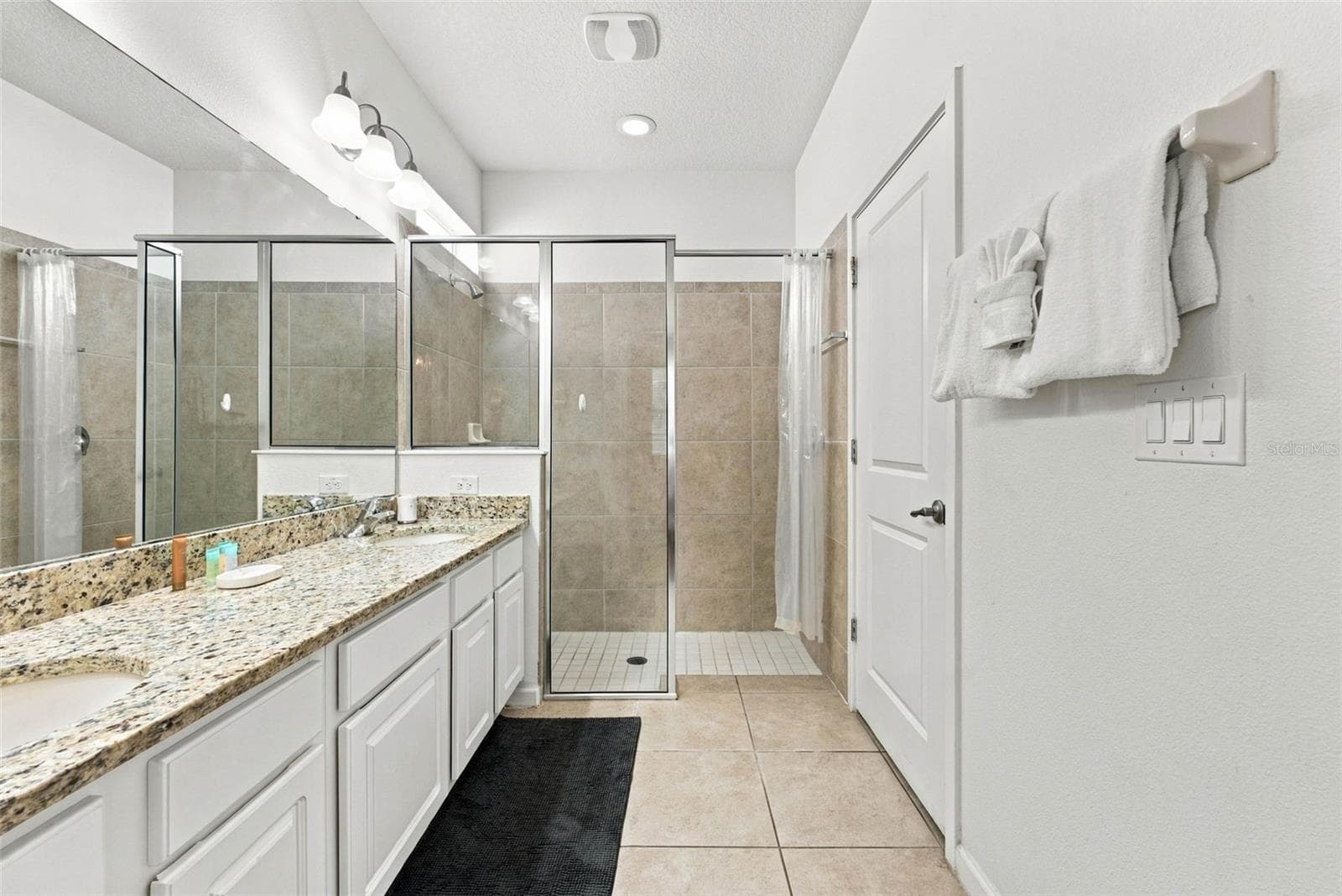 Primary bathroom #1 walk-in shower. - 337 MARCELLO BLVD, KISSIMMEE