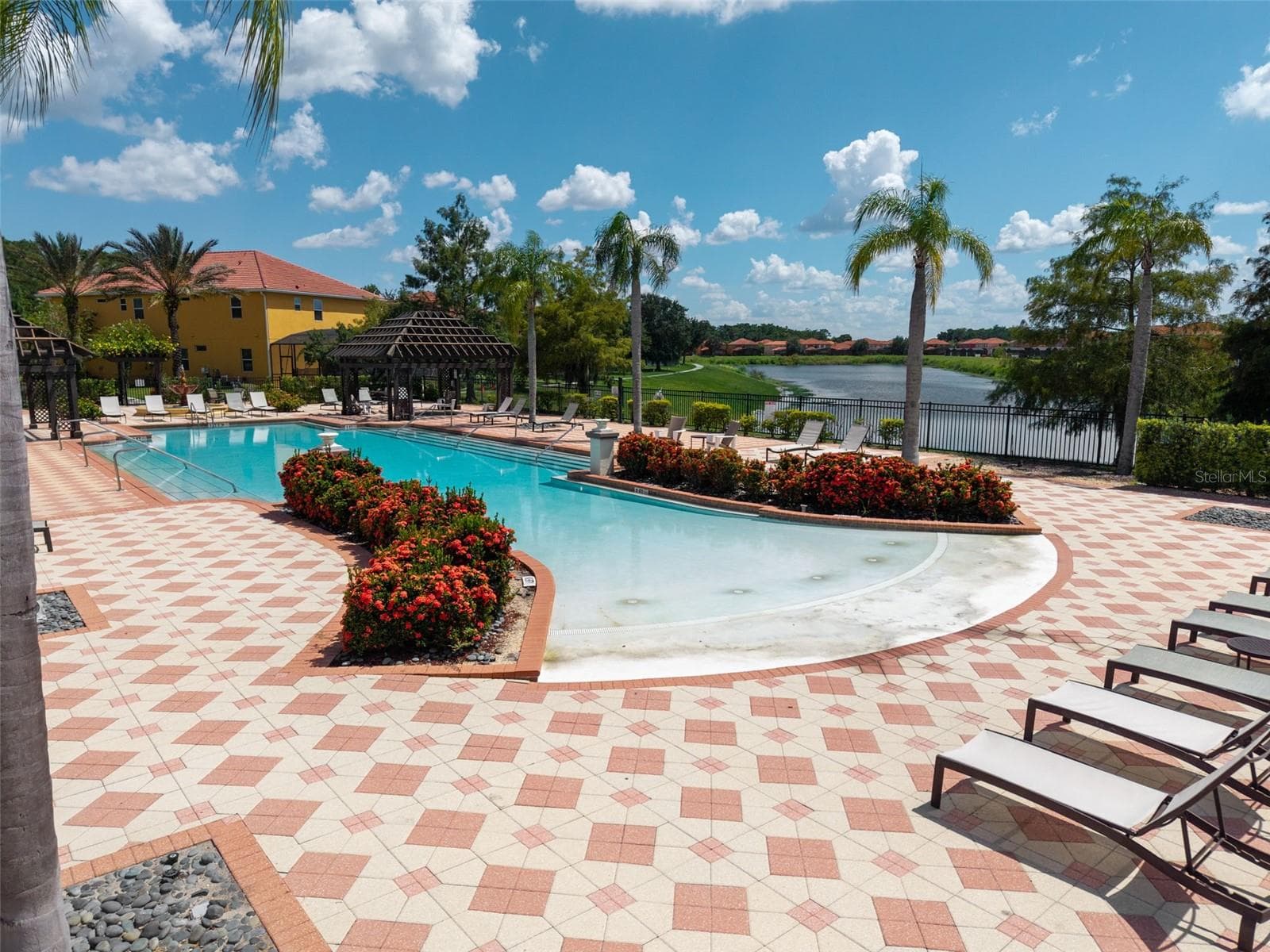Bella Vida community pool. - 337 MARCELLO BLVD, KISSIMMEE