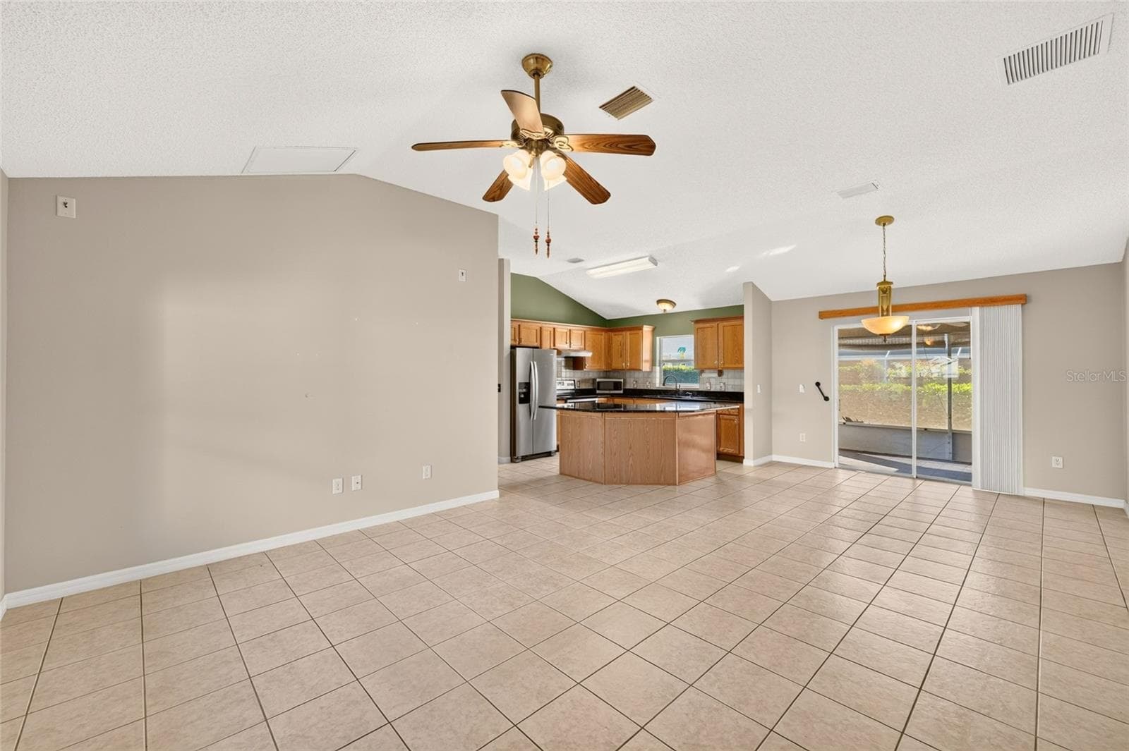 Great Room - 7169 SE 172ND HAZELWOOD LOOP, THE VILLAGES