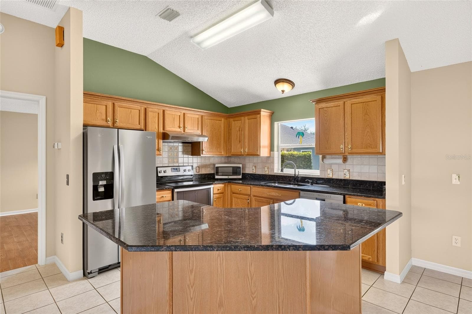 Single Family Residence at 7169 SE 172ND HAZELWOOD LOOP, THE VILLAGES, photo 6 of 48