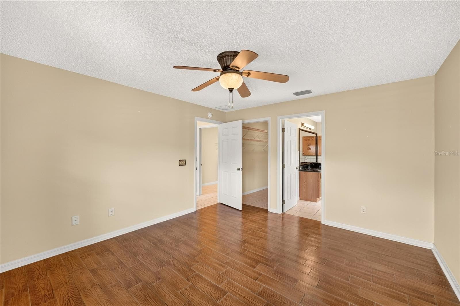 Single Family Residence at 7169 SE 172ND HAZELWOOD LOOP, THE VILLAGES, photo 12 of 48