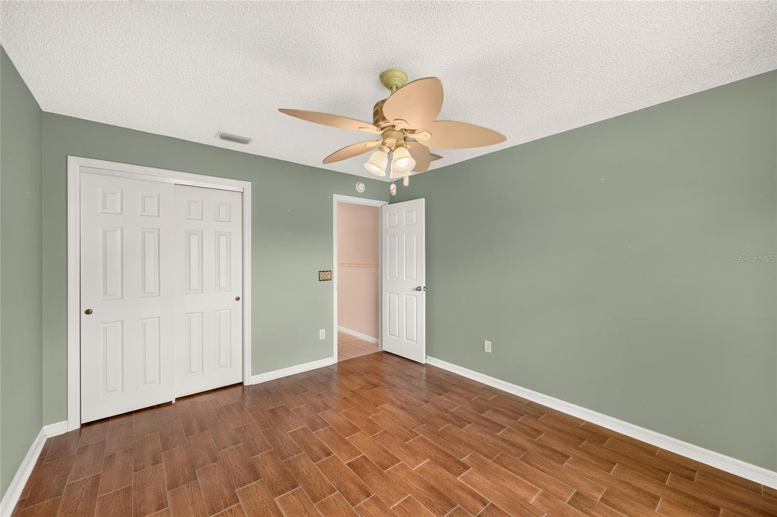 Single Family Residence at 7169 SE 172ND HAZELWOOD LOOP, THE VILLAGES, photo 17 of 48