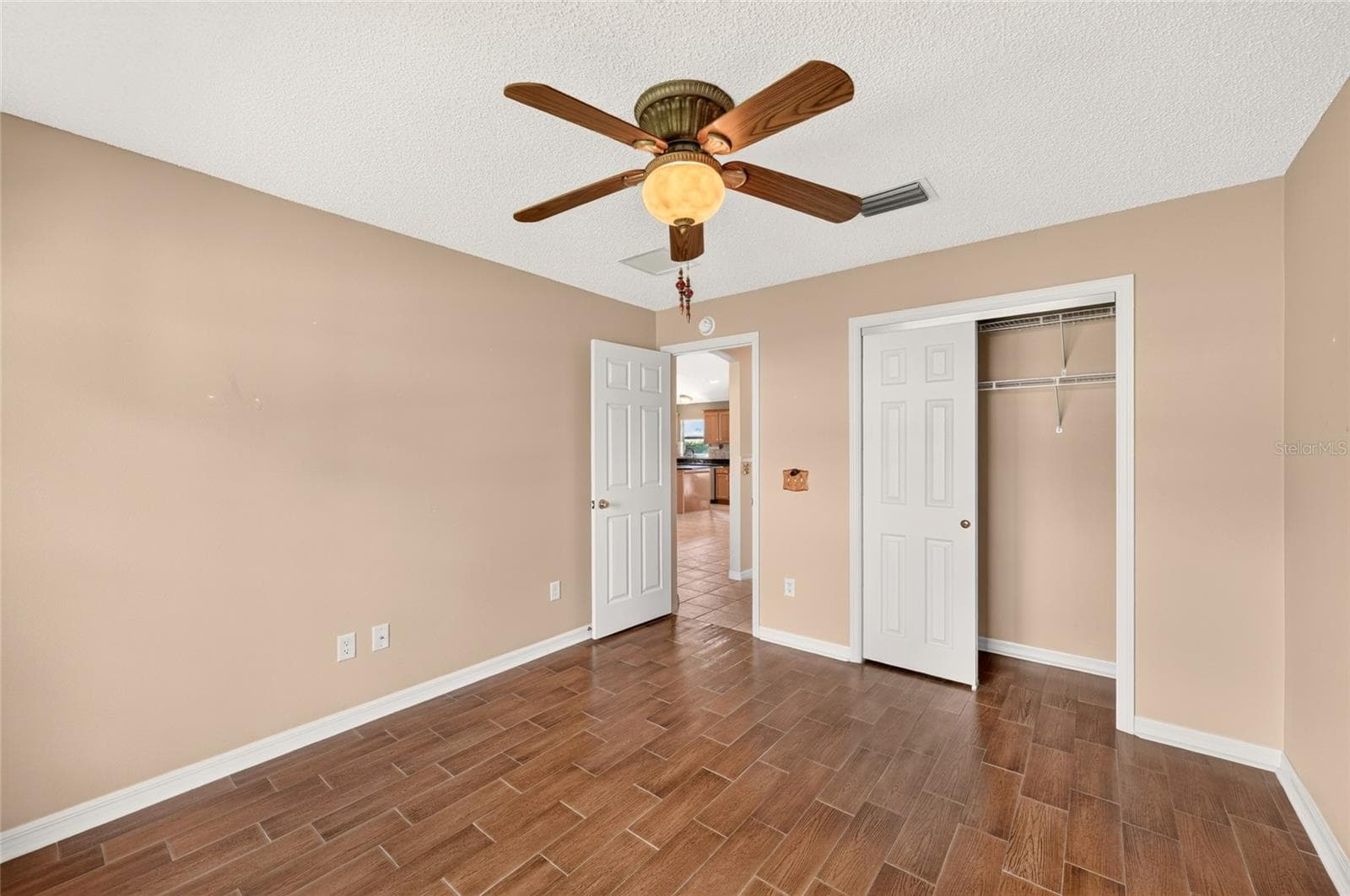 Single Family Residence at 7169 SE 172ND HAZELWOOD LOOP, THE VILLAGES, photo 18 of 48