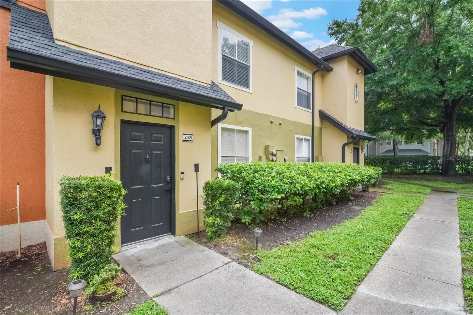Condominium at 6001 WESTGATE DR #2124, ORLANDO, photo 3 of 20