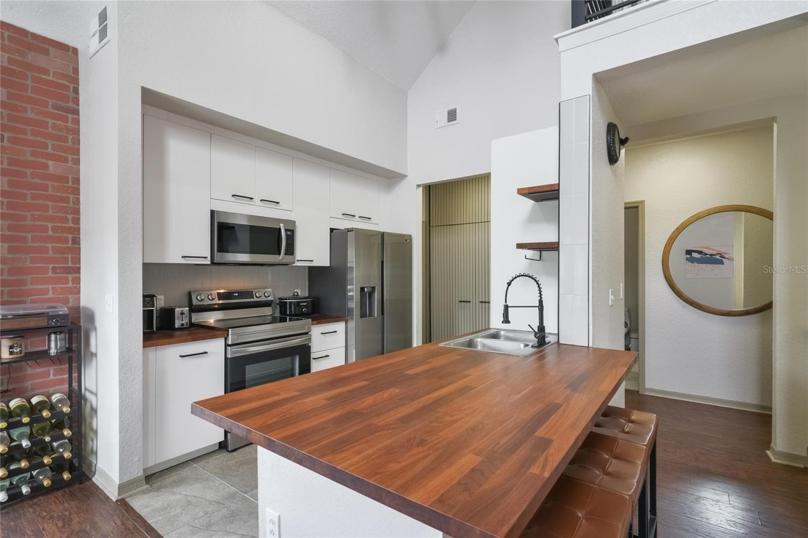 Condominium at 6001 WESTGATE DR #2124, ORLANDO, photo 10 of 20