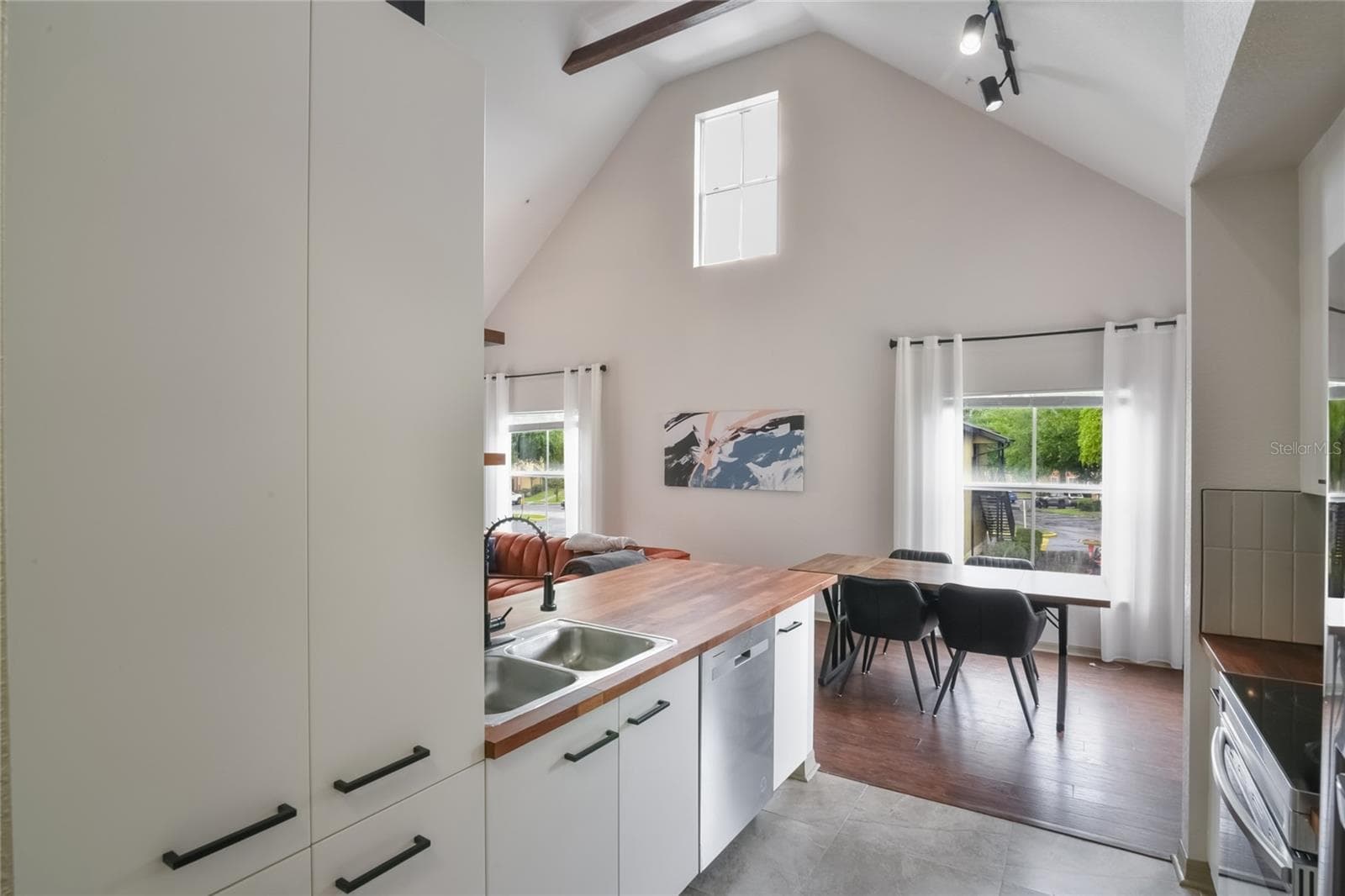 Condominium at 6001 WESTGATE DR #2124, ORLANDO, photo 11 of 20