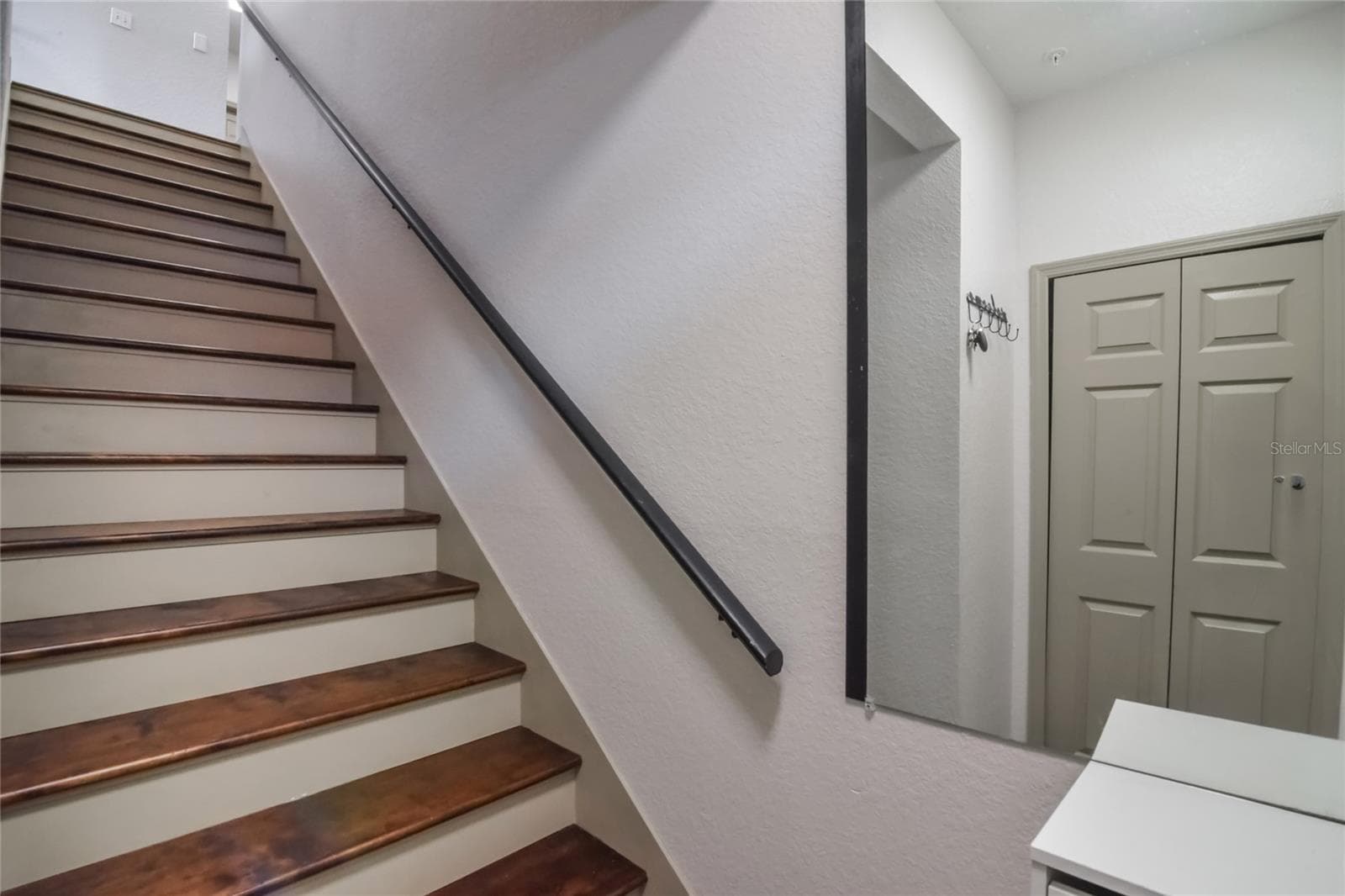 Condominium at 6001 WESTGATE DR #2124, ORLANDO, photo 12 of 20