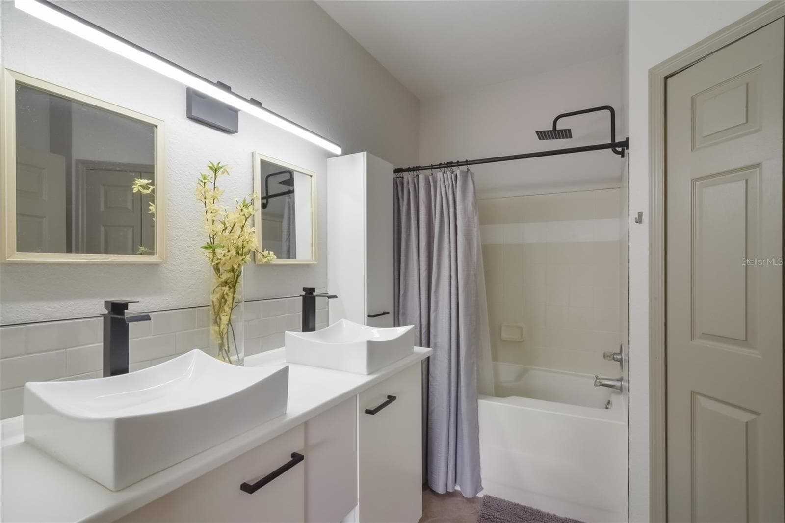 Condominium at 6001 WESTGATE DR #2124, ORLANDO, photo 19 of 20