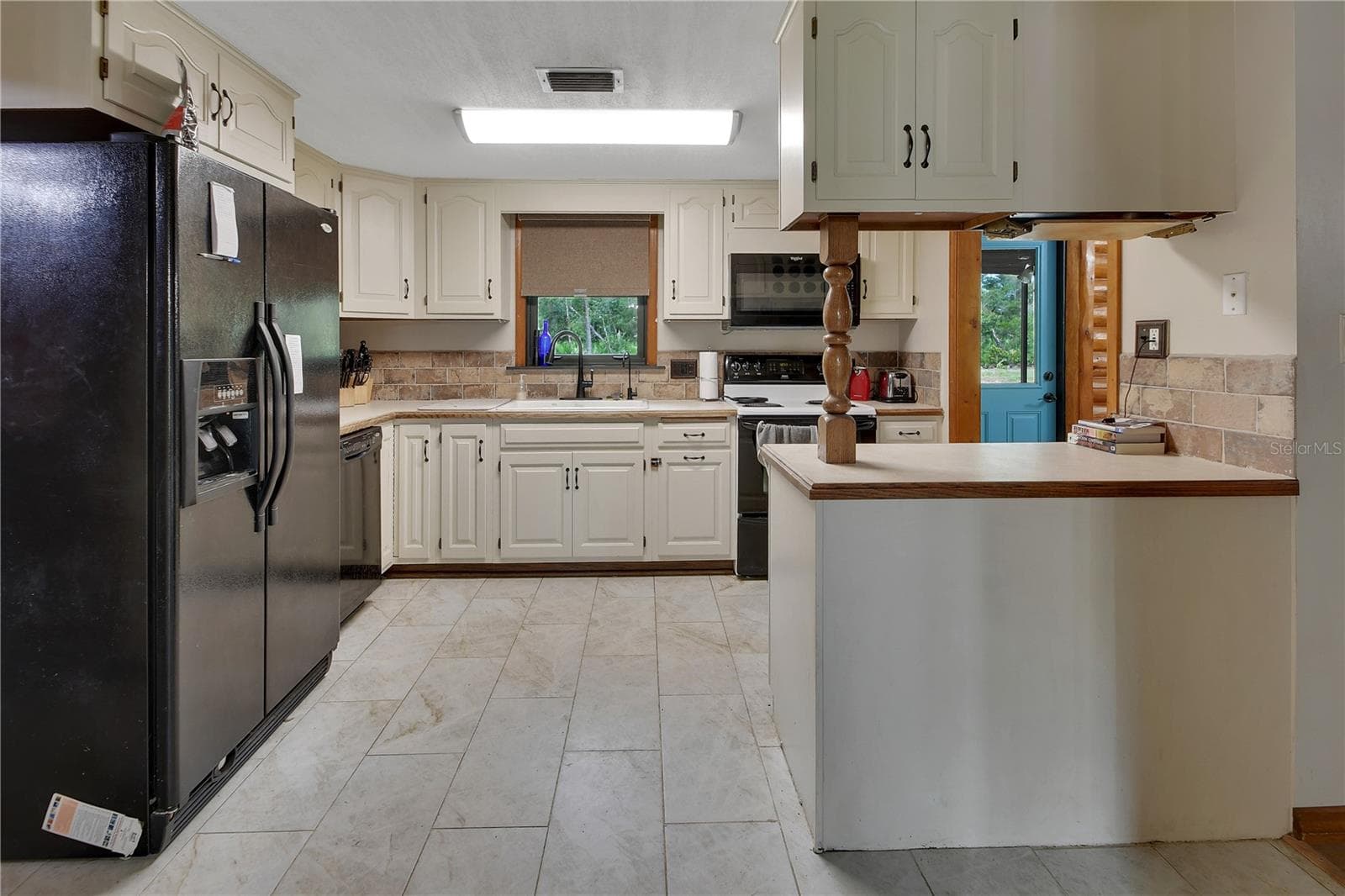 Single Family Residence at 698 WILD ACRES RD, OSTEEN, photo 12 of 46