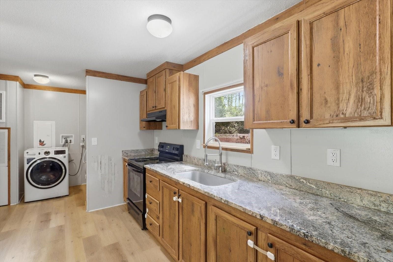 Manufactured Home at 5709 S LEOPARD PT, HOMOSASSA, photo 19 of 39