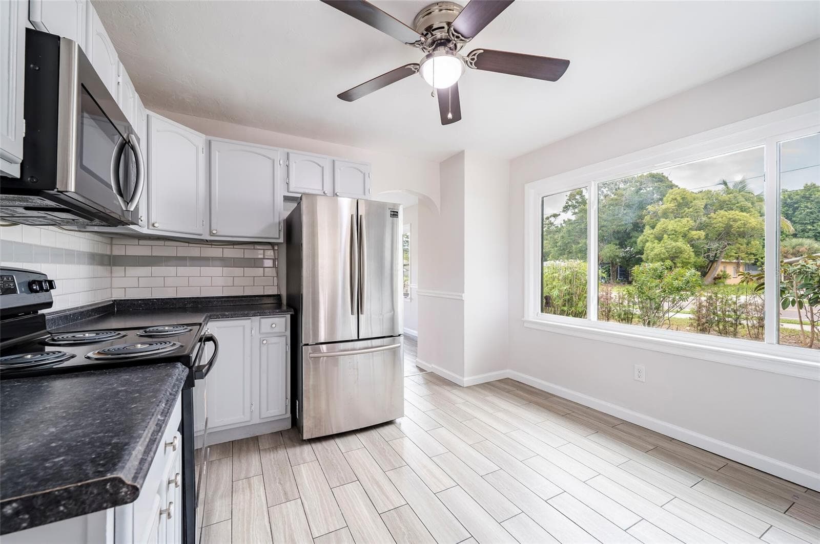 Single Family Residence at 1700 TROTTER RD, LARGO, photo 12 of 26