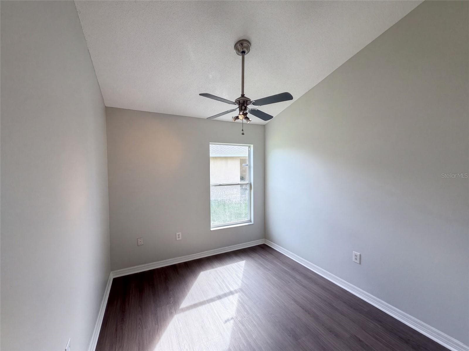 Single Family Residence at 225 SOUTHBRIDGE CIR, KISSIMMEE, photo 30 of 37