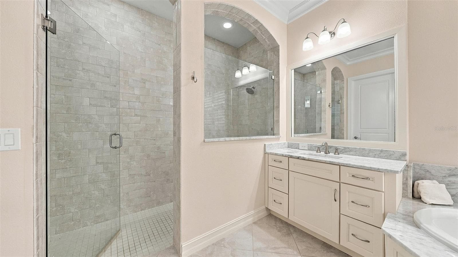Single Family Residence at 141 SUGAR MILL DR, OSPREY, photo 30 of 100