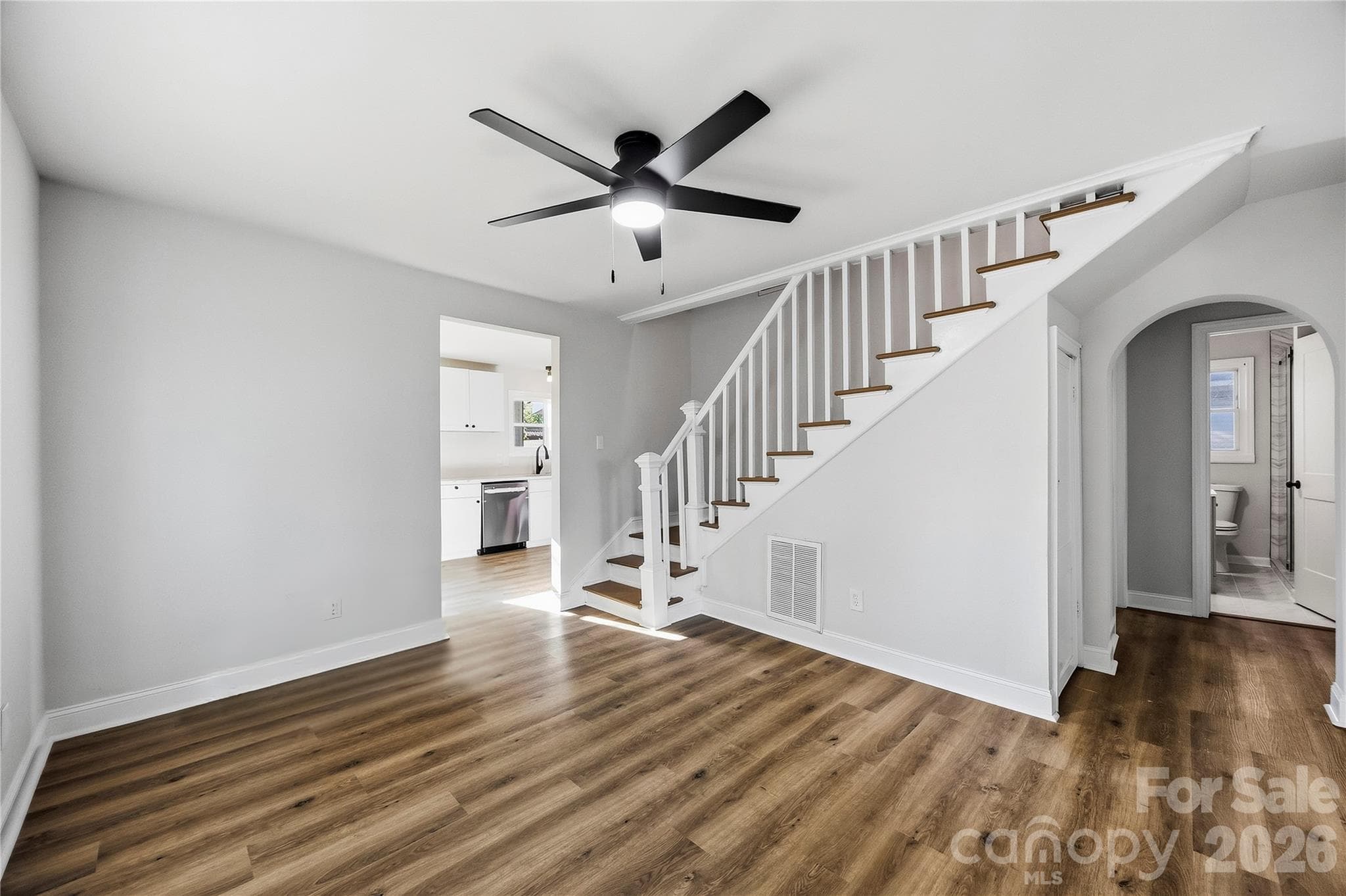 Single Family Residence at 1101 Opal Street, Charlotte, photo 6 of 27