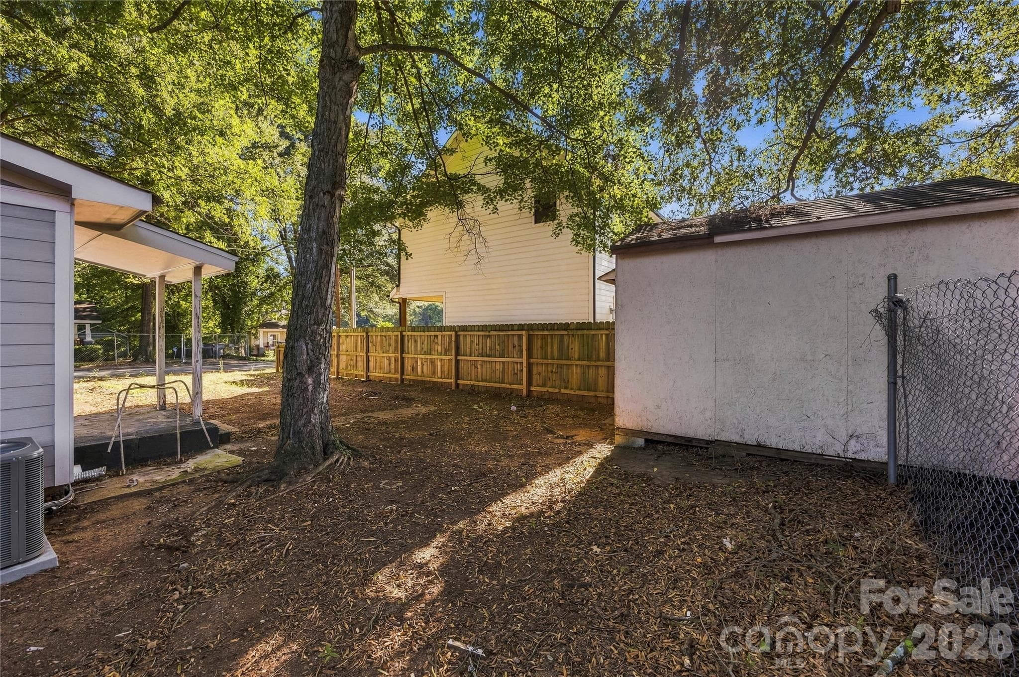 Single Family Residence at 1101 Opal Street, Charlotte, photo 25 of 27