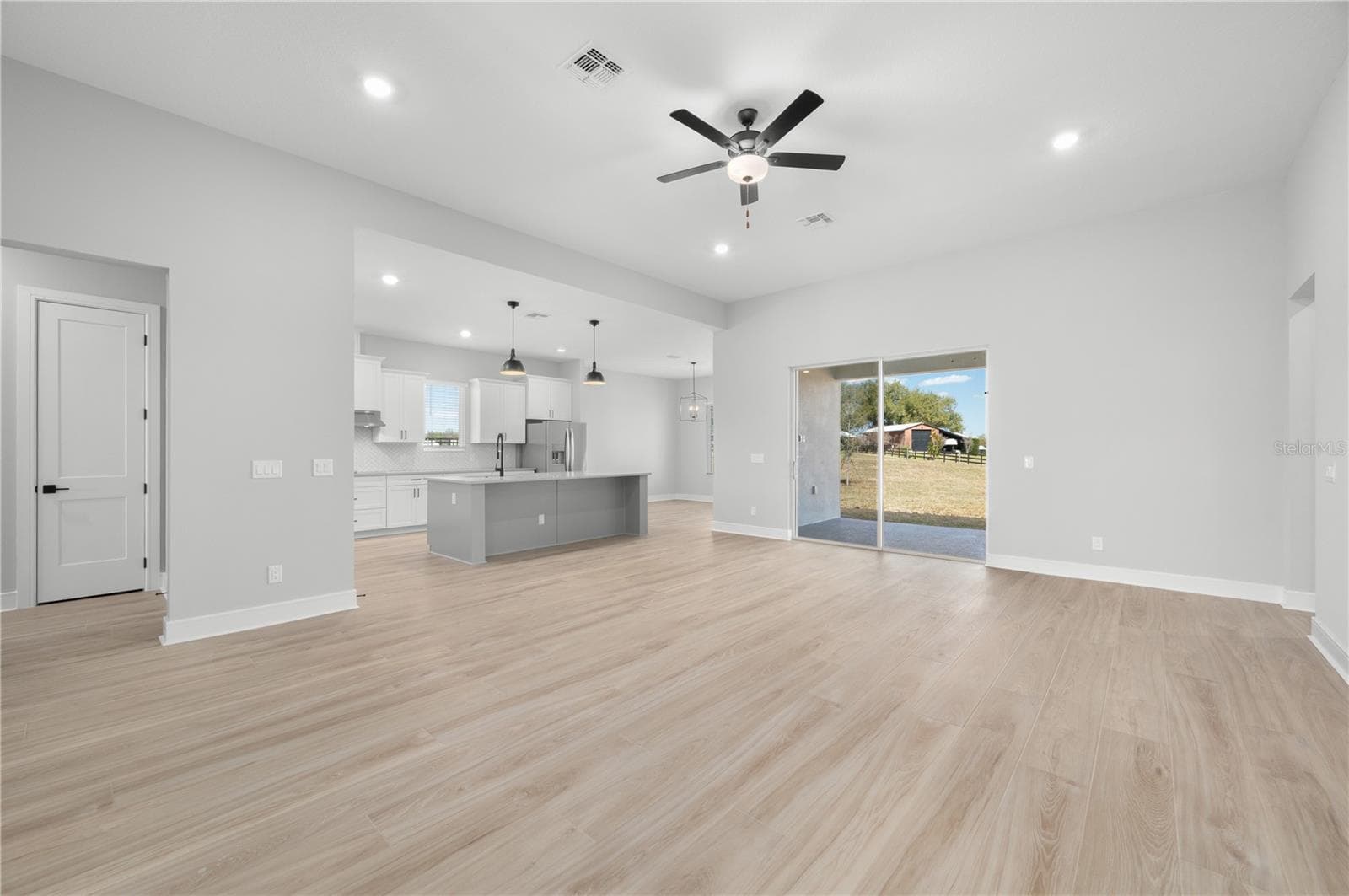 Open floorplan perfect for hosting. - 3840 SADDLE HILL TRL, FRUITLAND PARK