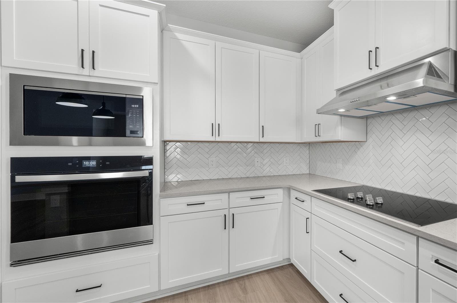A kitchen ready for everyday meals. - 3840 SADDLE HILL TRL, FRUITLAND PARK