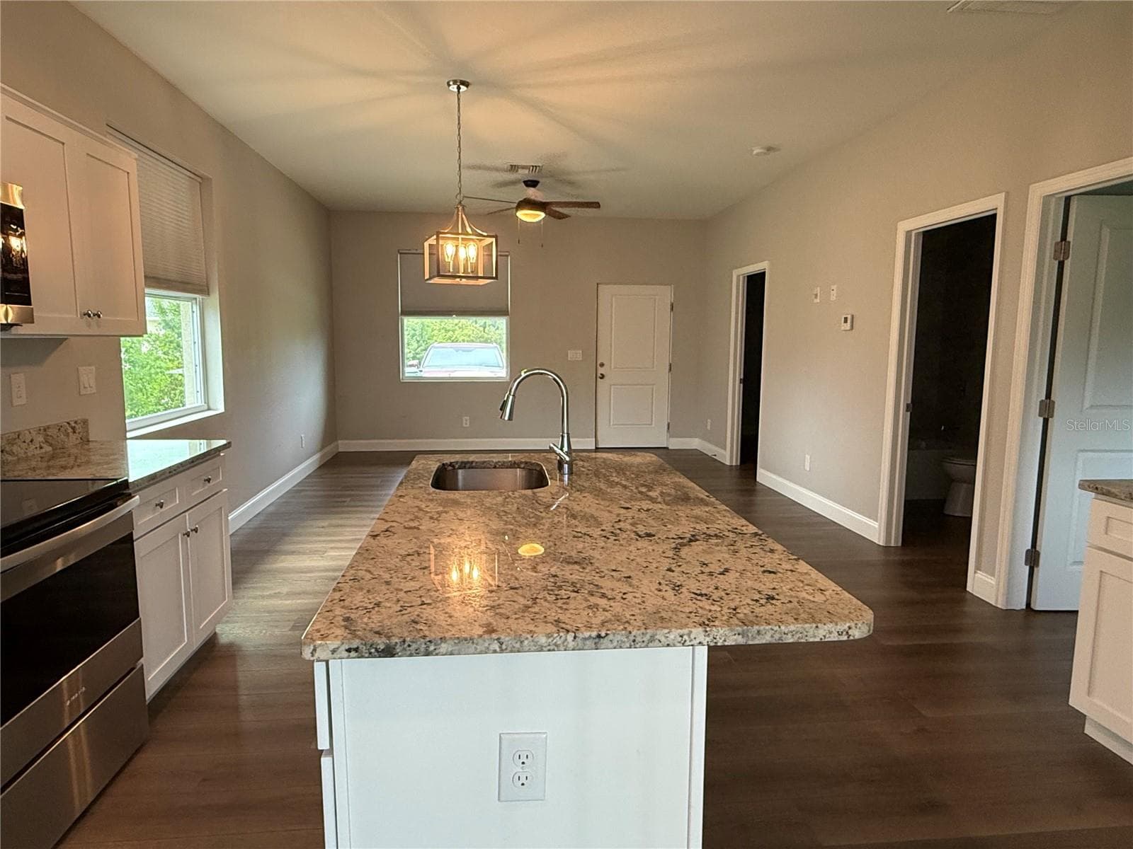 Half Duplex at 10371 KIDRON AVE, ENGLEWOOD, photo 5 of 14