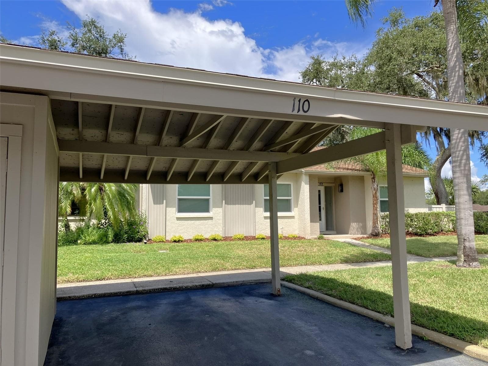 Carport - 110 EVELYN CT, OLDSMAR