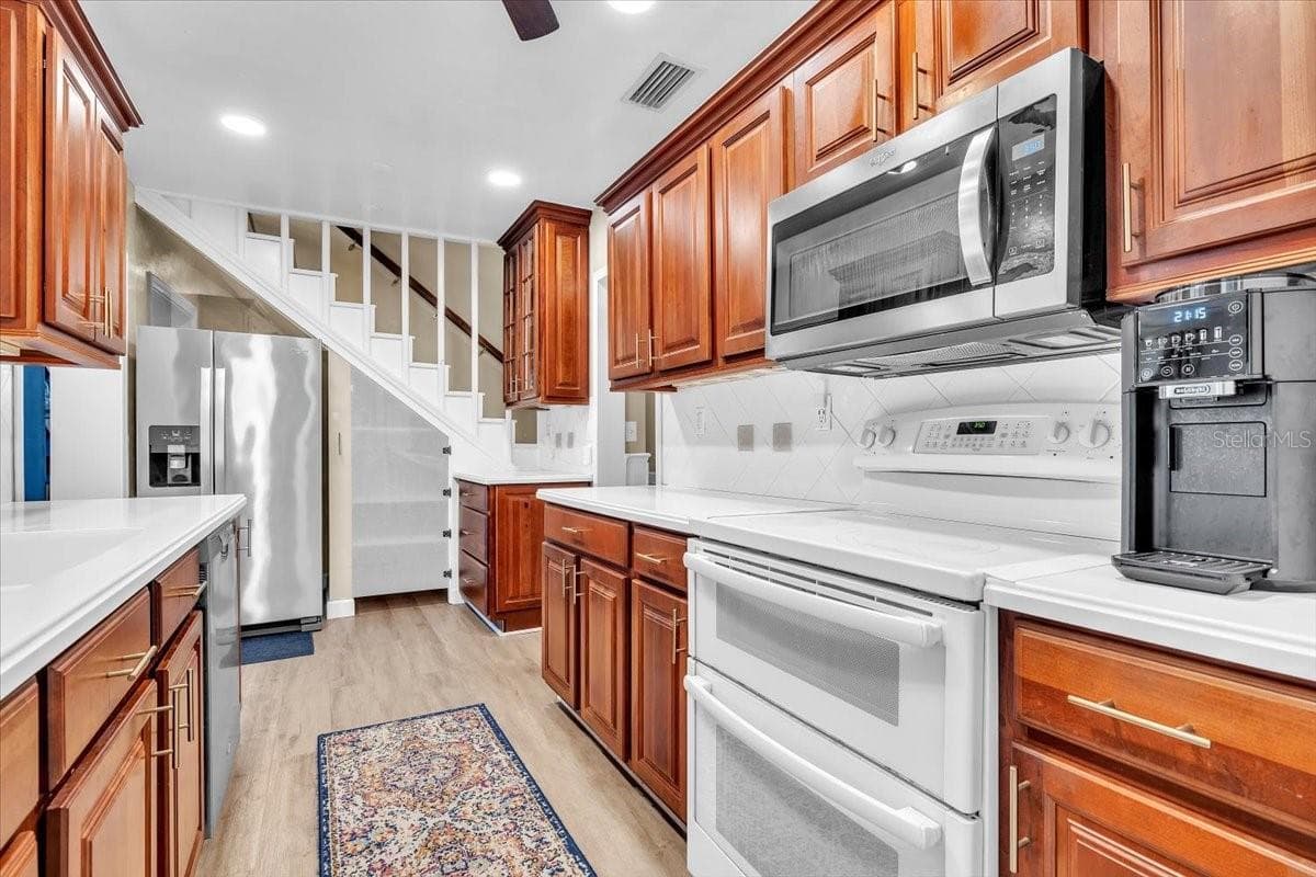 Single Family Residence at 2947 ARGYLE RD, VENICE, photo 17 of 62